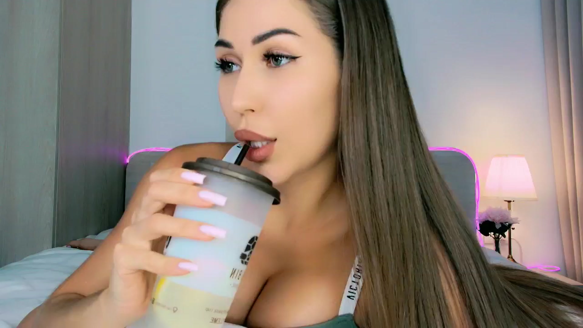 Gallery image thumbnail from mia4sin's myfreecams stream on, 03/26/2026, 12:25 image 9 of 20