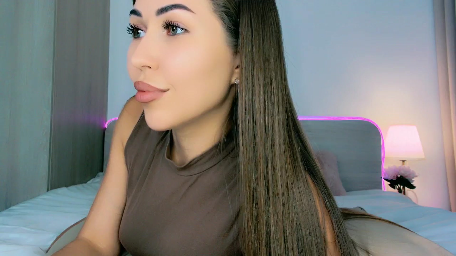 Gallery image thumbnail from mia4sin's myfreecams stream on, 04/08/2026, 10:25 image 13 of 20