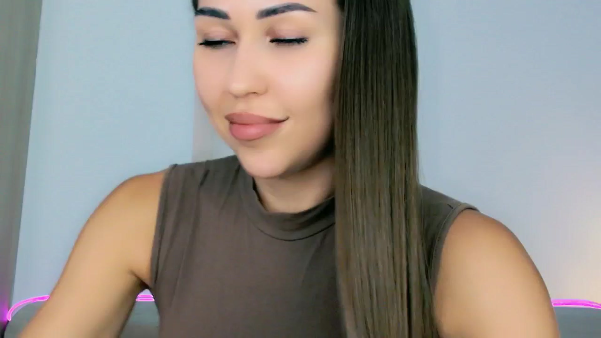 Gallery image thumbnail from mia4sin's myfreecams stream on, 04/08/2026, 11:58 image 1 of 20