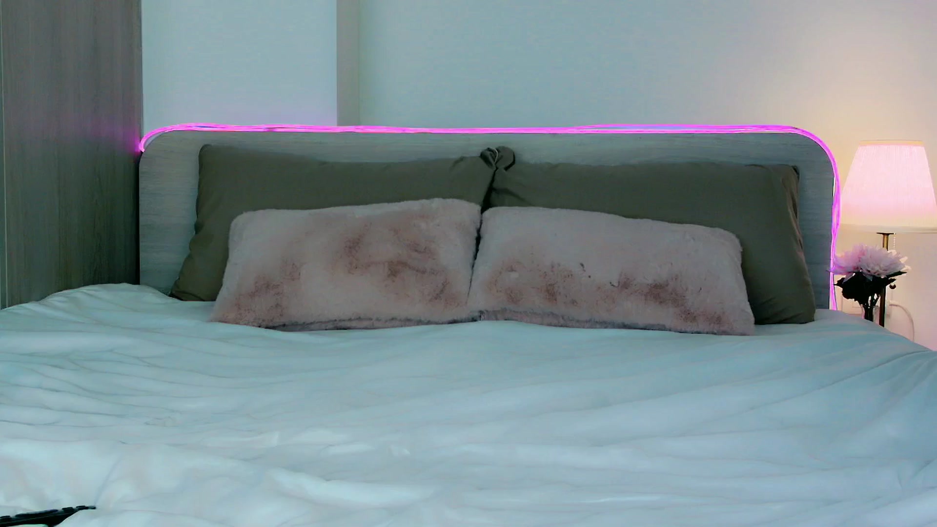 Gallery image thumbnail from mia4sin's myfreecams stream on, 04/09/2026, 09:57 image 4 of 20