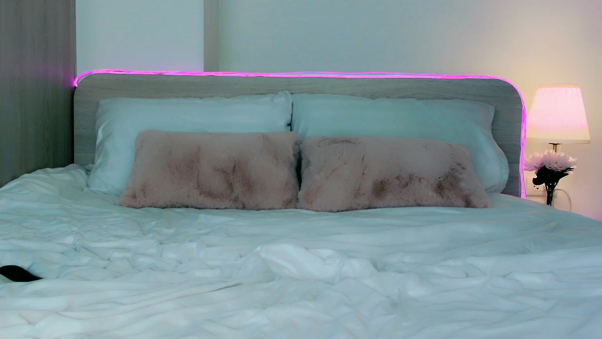 Gallery image thumbnail from mia4sin's myfreecams stream on, 04/20/2026, 11:08 image 12 of 20