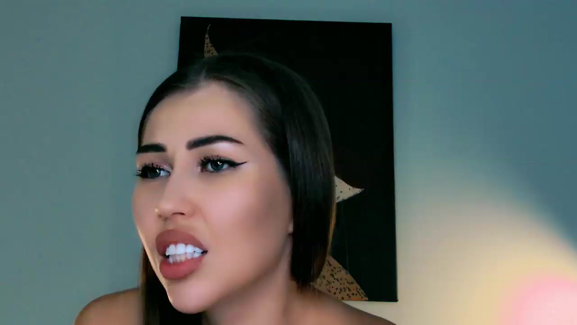 Gallery image thumbnail from mia4sin's myfreecams stream on, 05/23/2026, 21:42 image 8 of 20