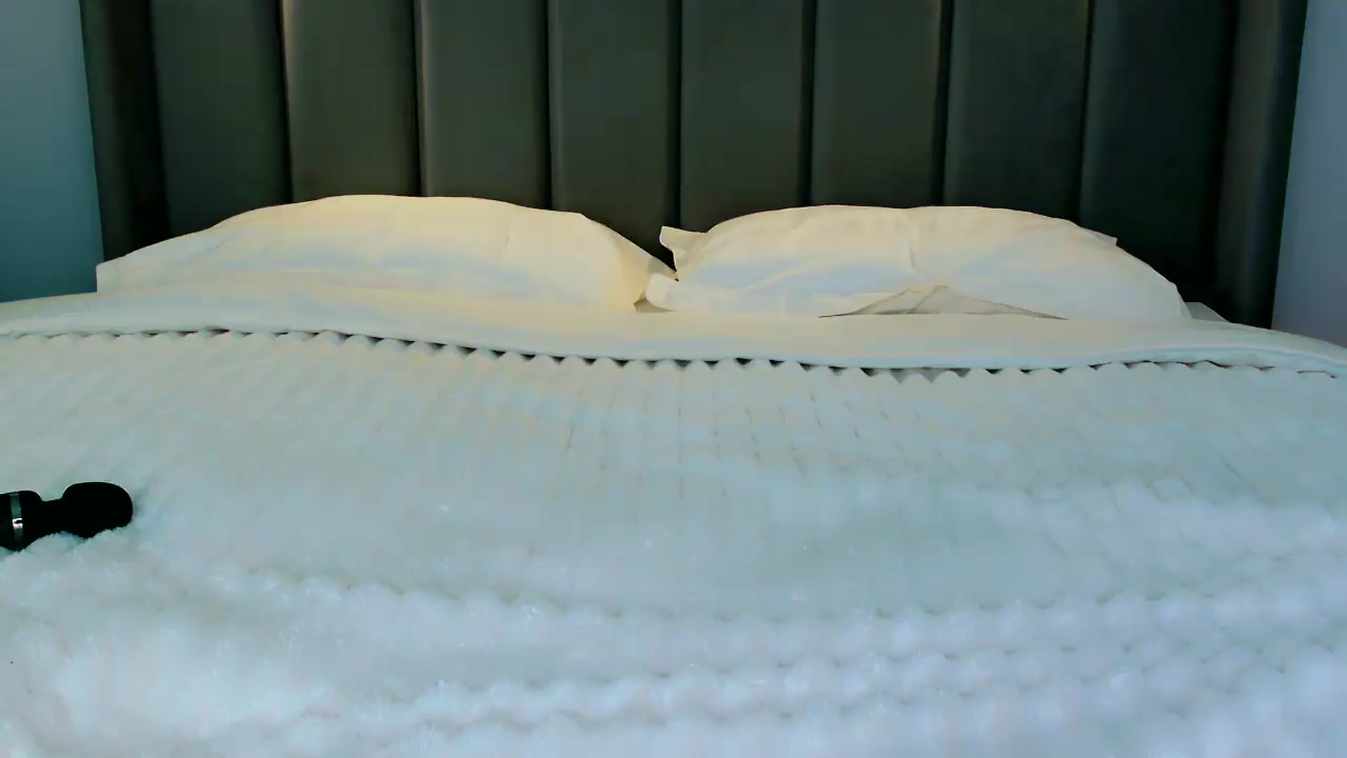 Gallery image thumbnail from mia4sin's myfreecams stream on, 06/04/2026, 15:39 image 7 of 20