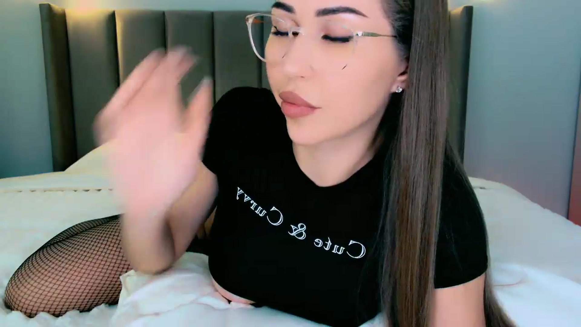 Gallery image thumbnail from mia4sin's myfreecams stream on, 06/16/2026, 14:10 image 20 of 20