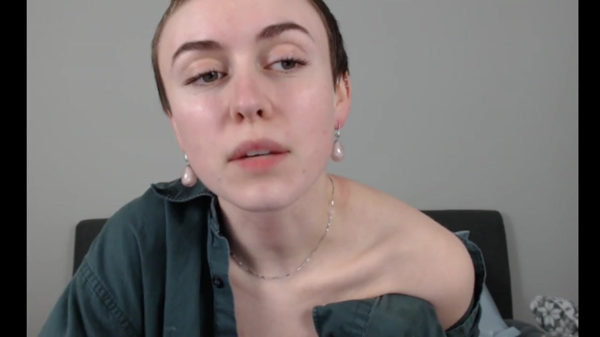 Gallery image thumbnail from mia_costa's myfreecams stream on, 11/18/2022, 21:17 image 15 of 20