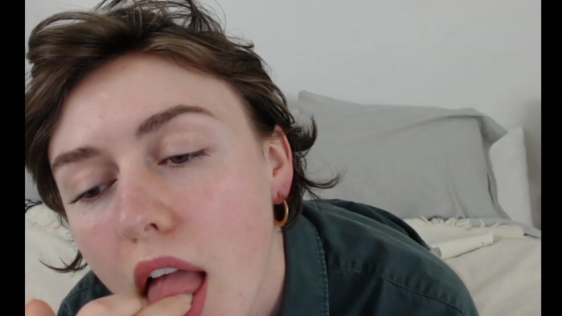 Gallery image thumbnail from mia_costa's myfreecams stream on, 06/18/2023, 20:29 image 6 of 20