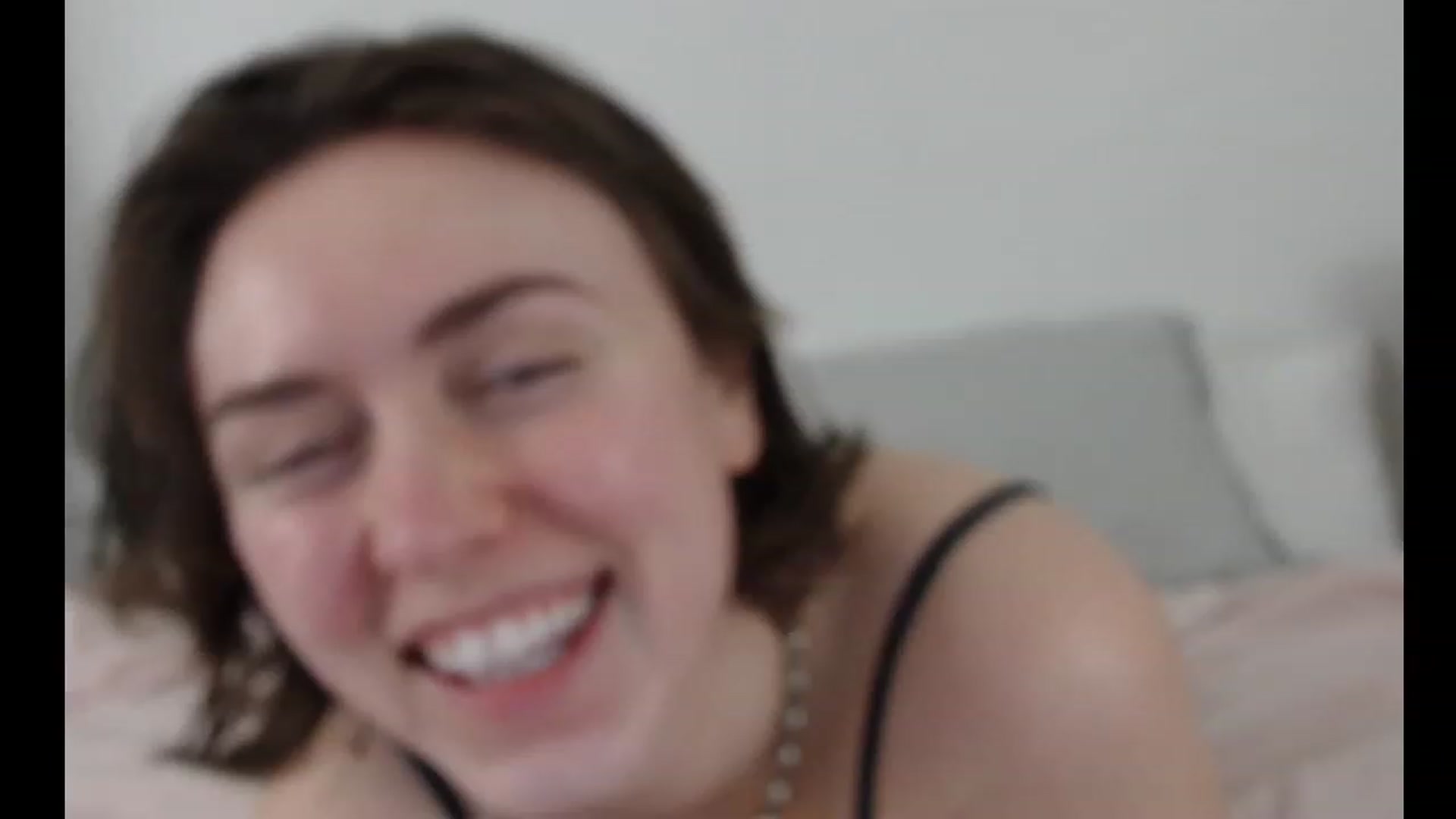 Gallery image thumbnail from mia_costa's myfreecams stream on, 12/14/2023, 20:18 image 5 of 20