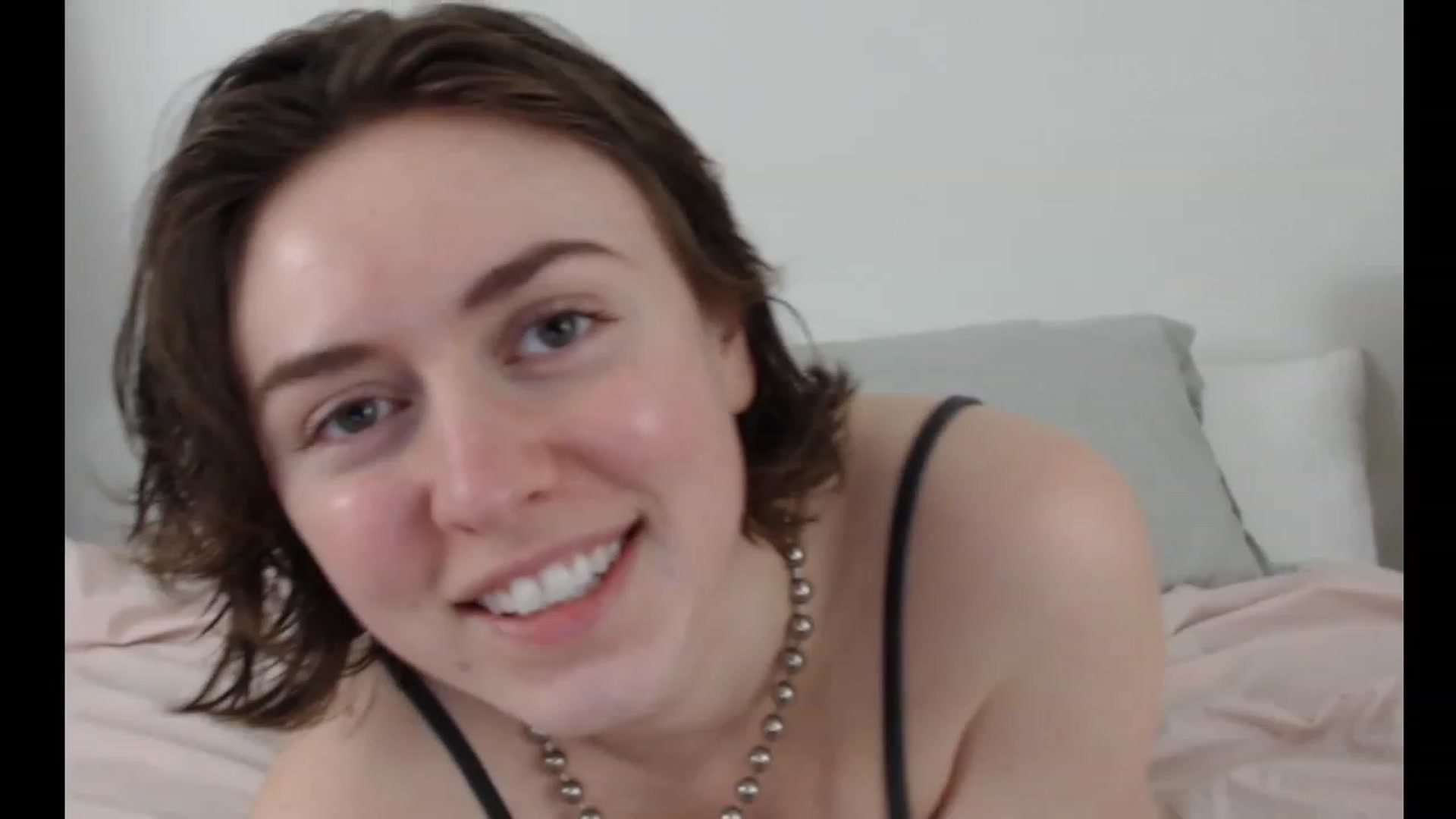 Gallery image thumbnail from mia_costa's myfreecams stream on, 12/14/2023, 20:18 image 8 of 20