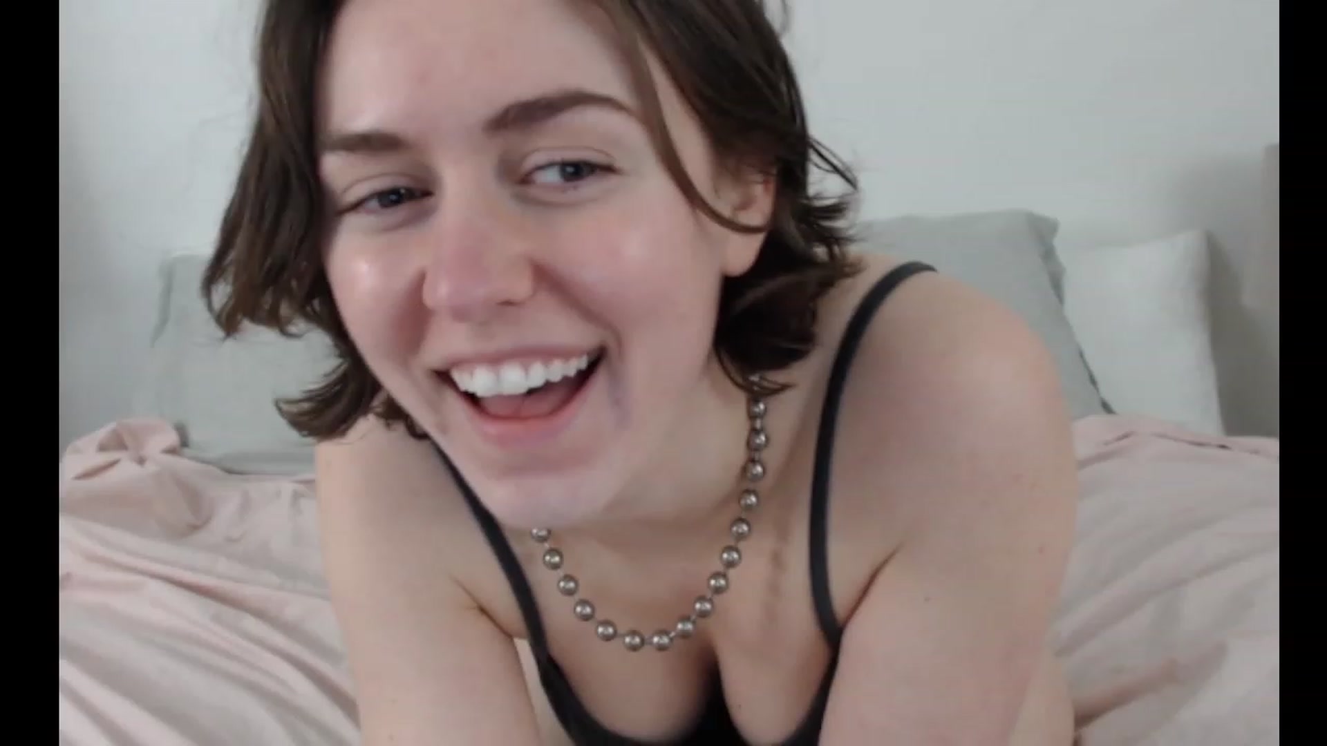Gallery image thumbnail from mia_costa's myfreecams stream on, 12/14/2023, 22:04 image 15 of 20
