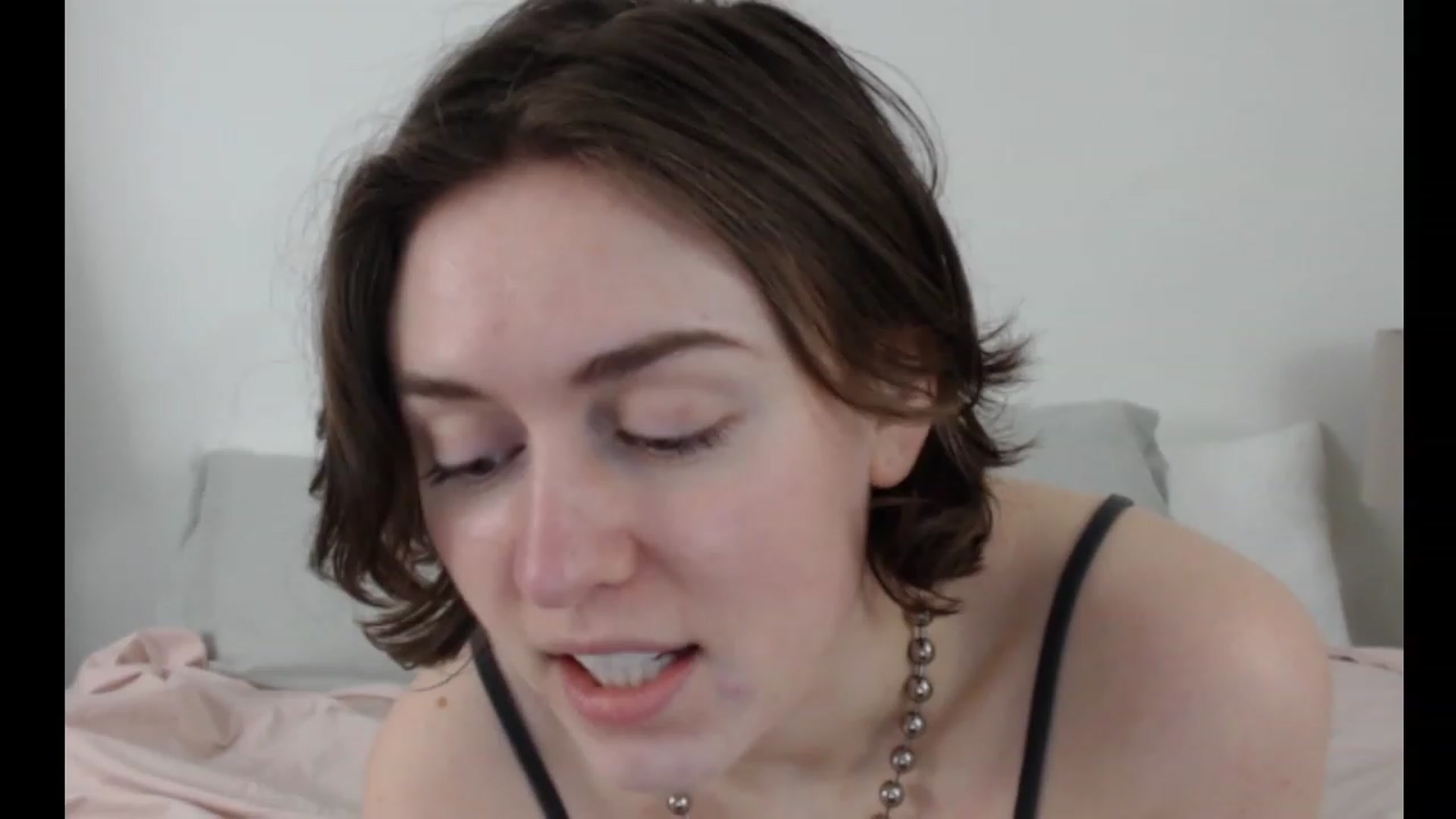Gallery image thumbnail from mia_costa's myfreecams stream on, 12/14/2023, 22:04 image 16 of 20