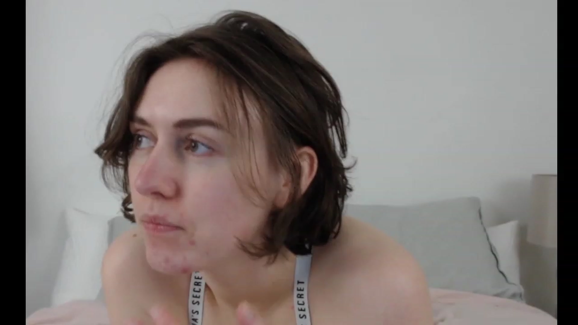 Gallery image thumbnail from mia_costa's myfreecams stream on, 12/18/2023, 22:44 image 2 of 20