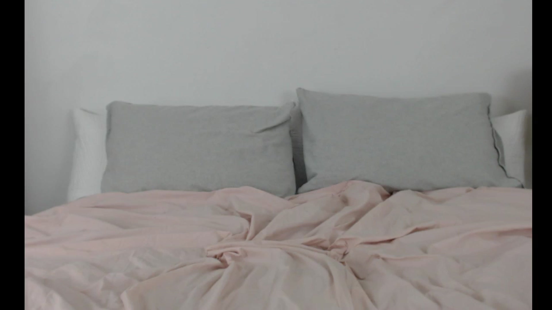 Gallery image thumbnail from mia_costa's myfreecams stream on, 12/21/2023, 23:01 image 20 of 20