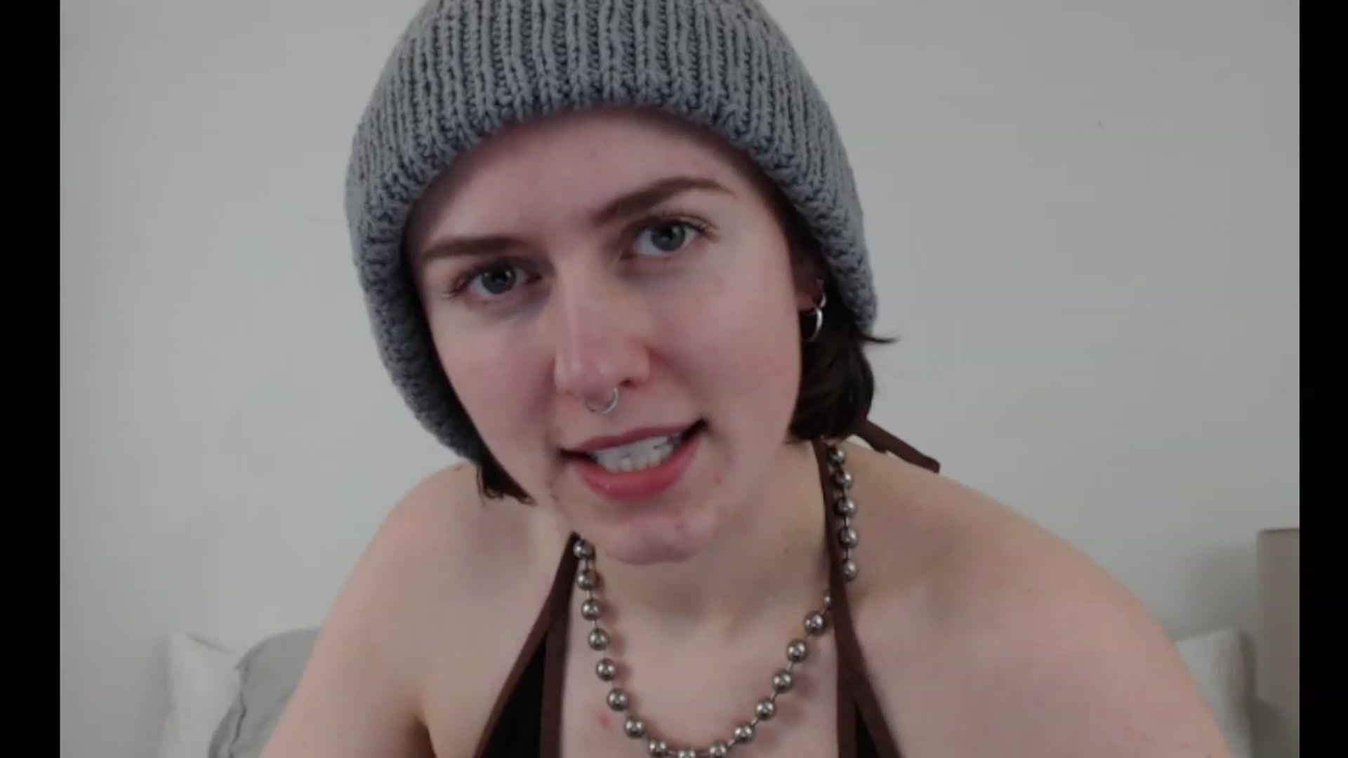 Gallery image thumbnail from mia_costa's myfreecams stream on, 01/06/2024, 22:45 image 16 of 20