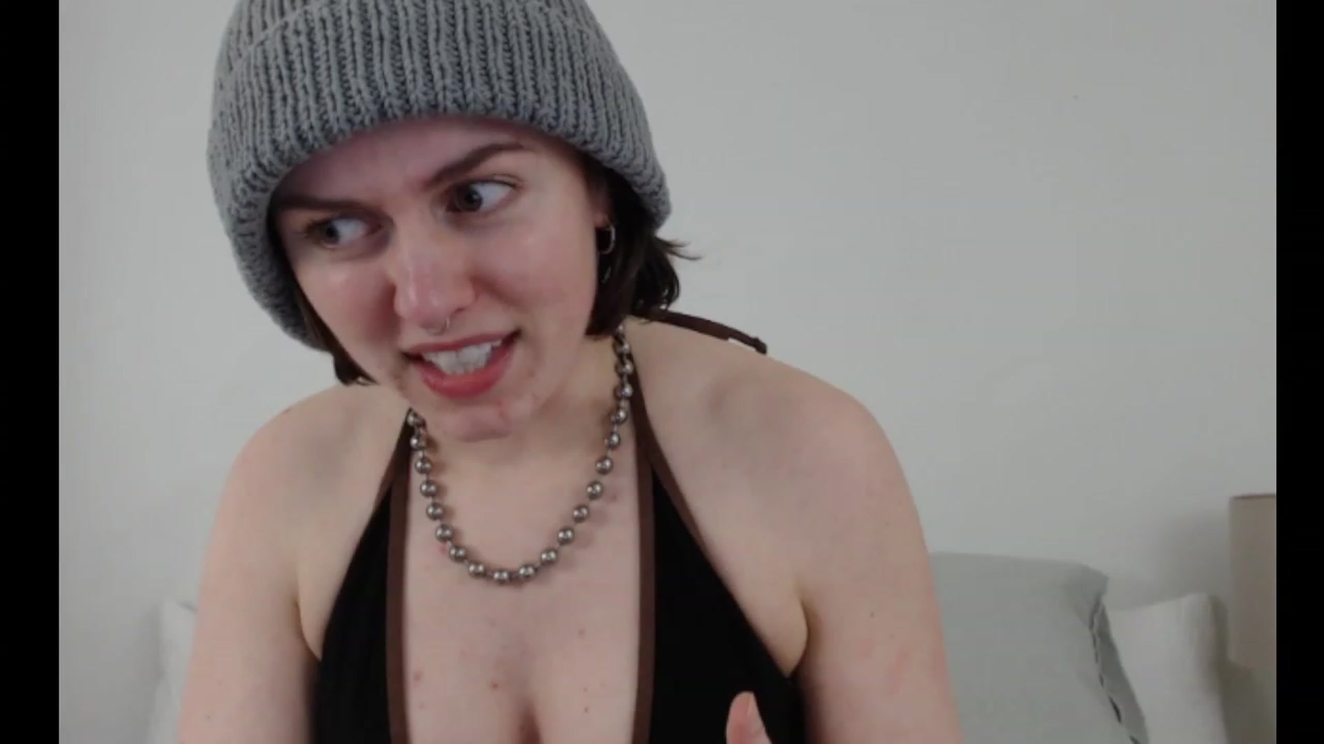 Gallery image thumbnail from mia_costa's myfreecams stream on, 01/06/2024, 22:45 image 20 of 20