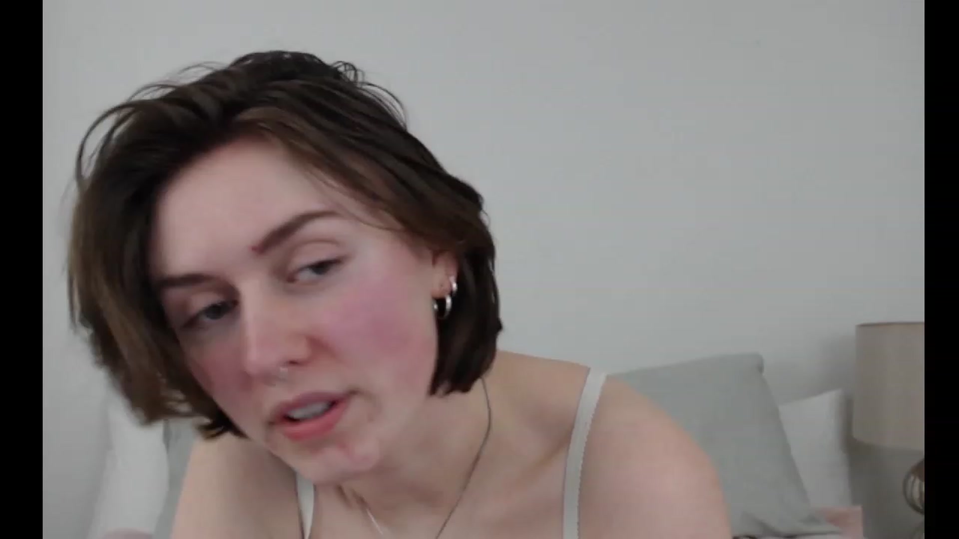 Gallery image thumbnail from mia_costa's myfreecams stream on, 01/08/2024, 24:40 image 5 of 20
