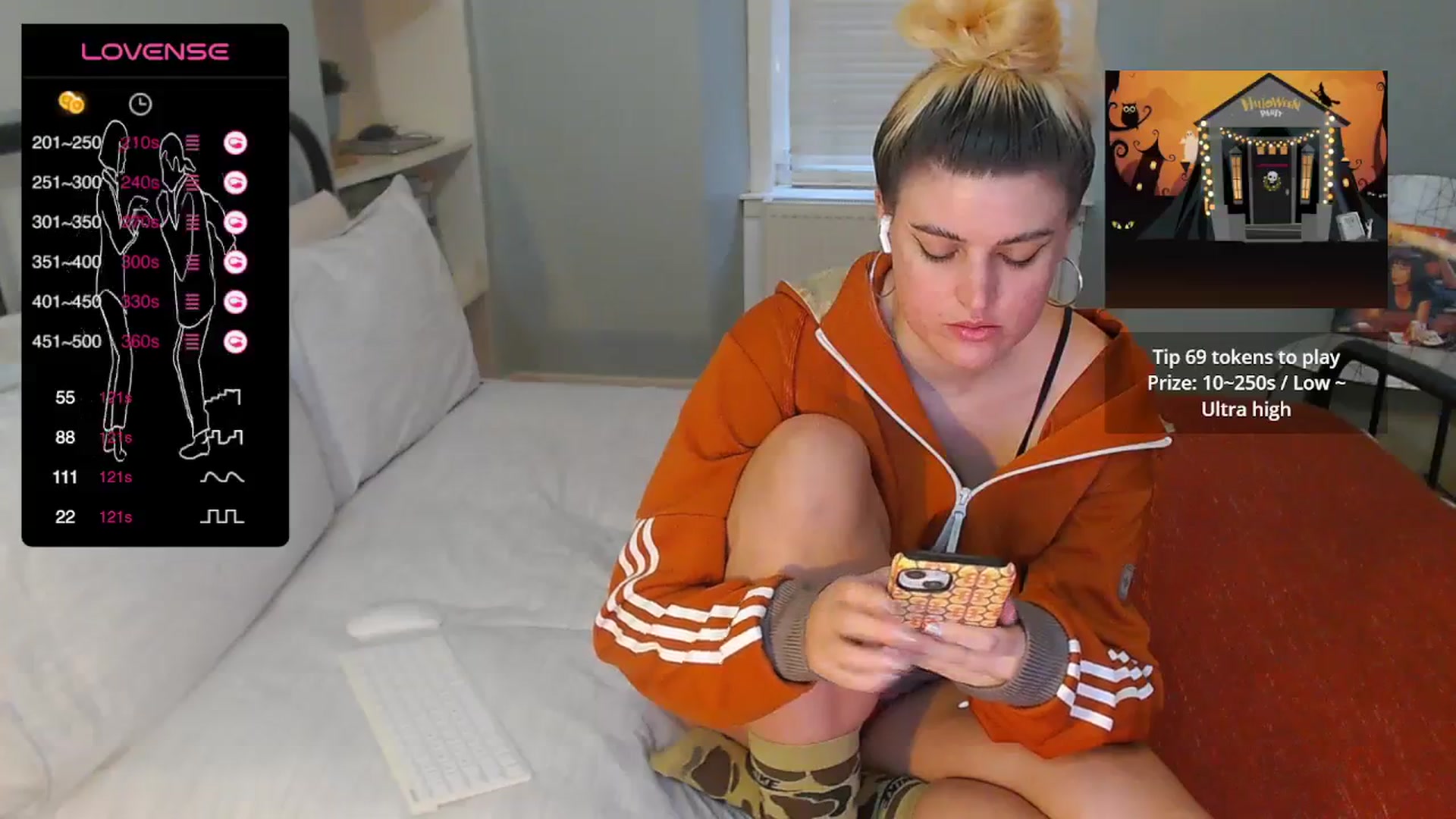 Gallery image thumbnail from miawallace___'s myfreecams stream on, 10/27/2023, 16:04 image 14 of 20