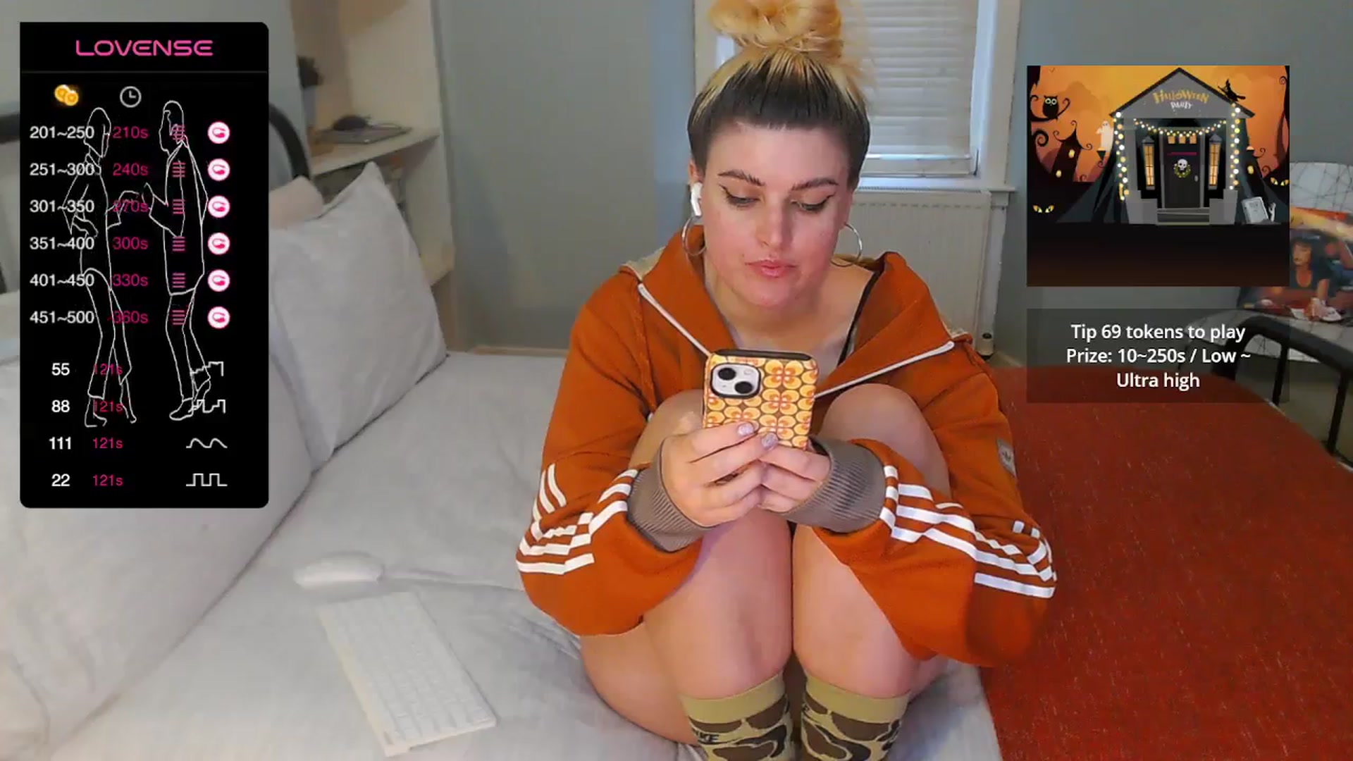 Gallery image thumbnail from miawallace___'s myfreecams stream on, 10/27/2023, 16:04 image 11 of 20