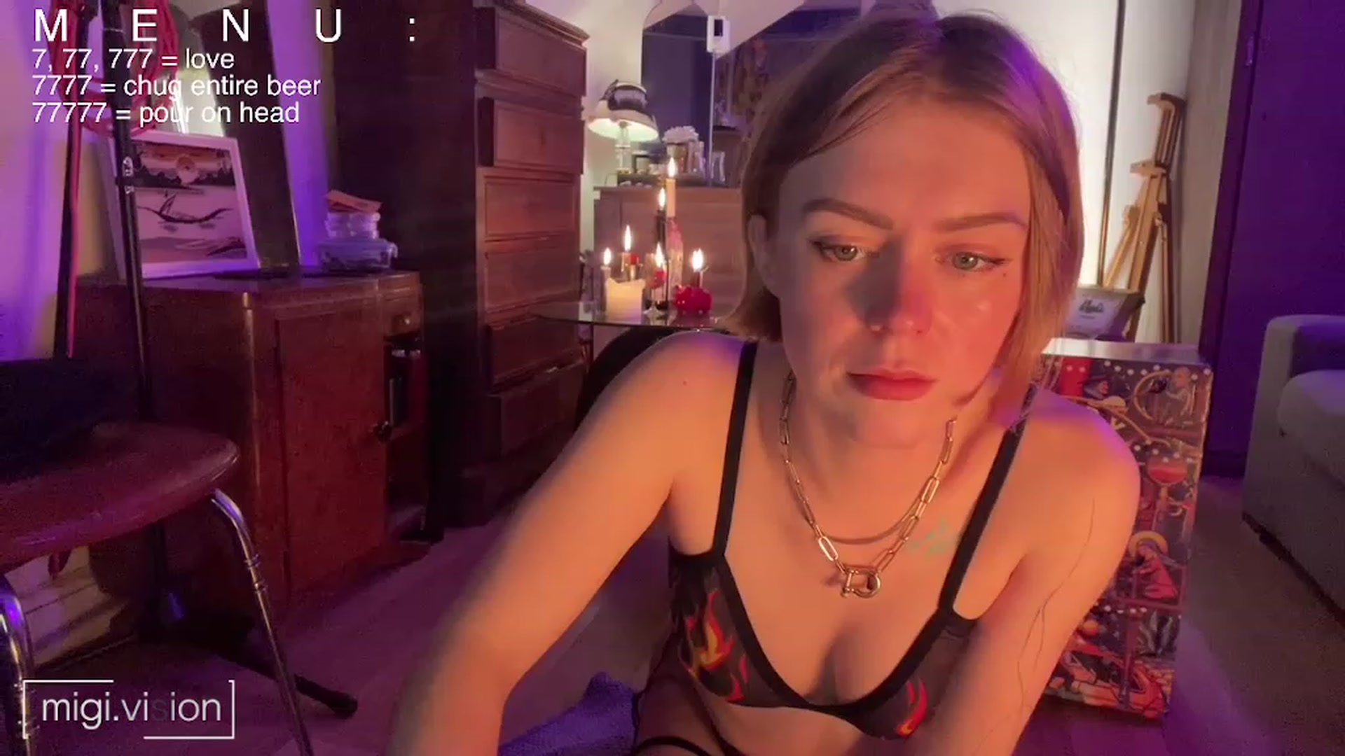 Gallery image thumbnail from migistardust's myfreecams stream on, 12/19/2022, 18:49 image 4 of 20