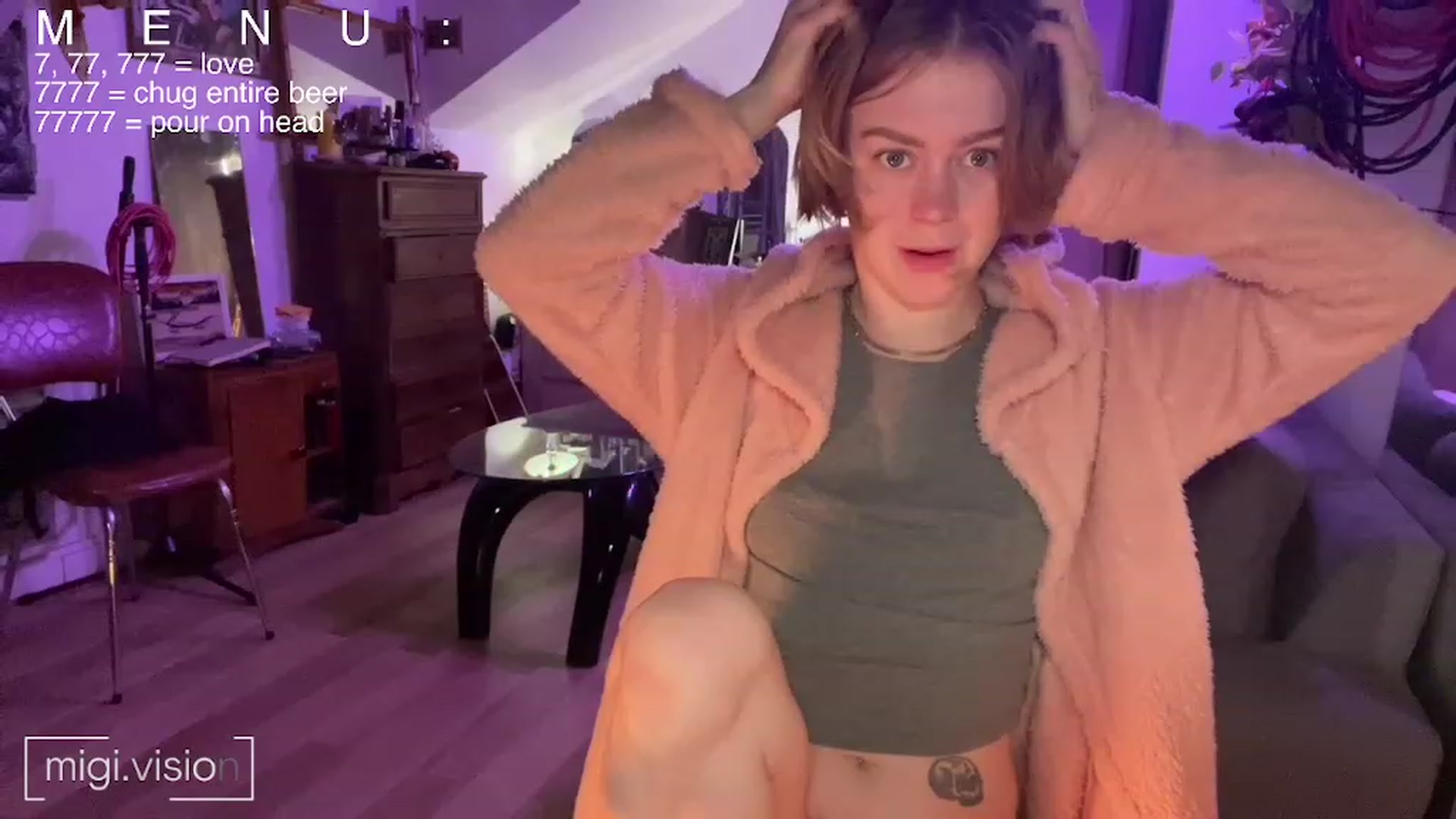 Gallery image thumbnail from migistardust's myfreecams stream on, 12/21/2022, 18:31 image 16 of 20