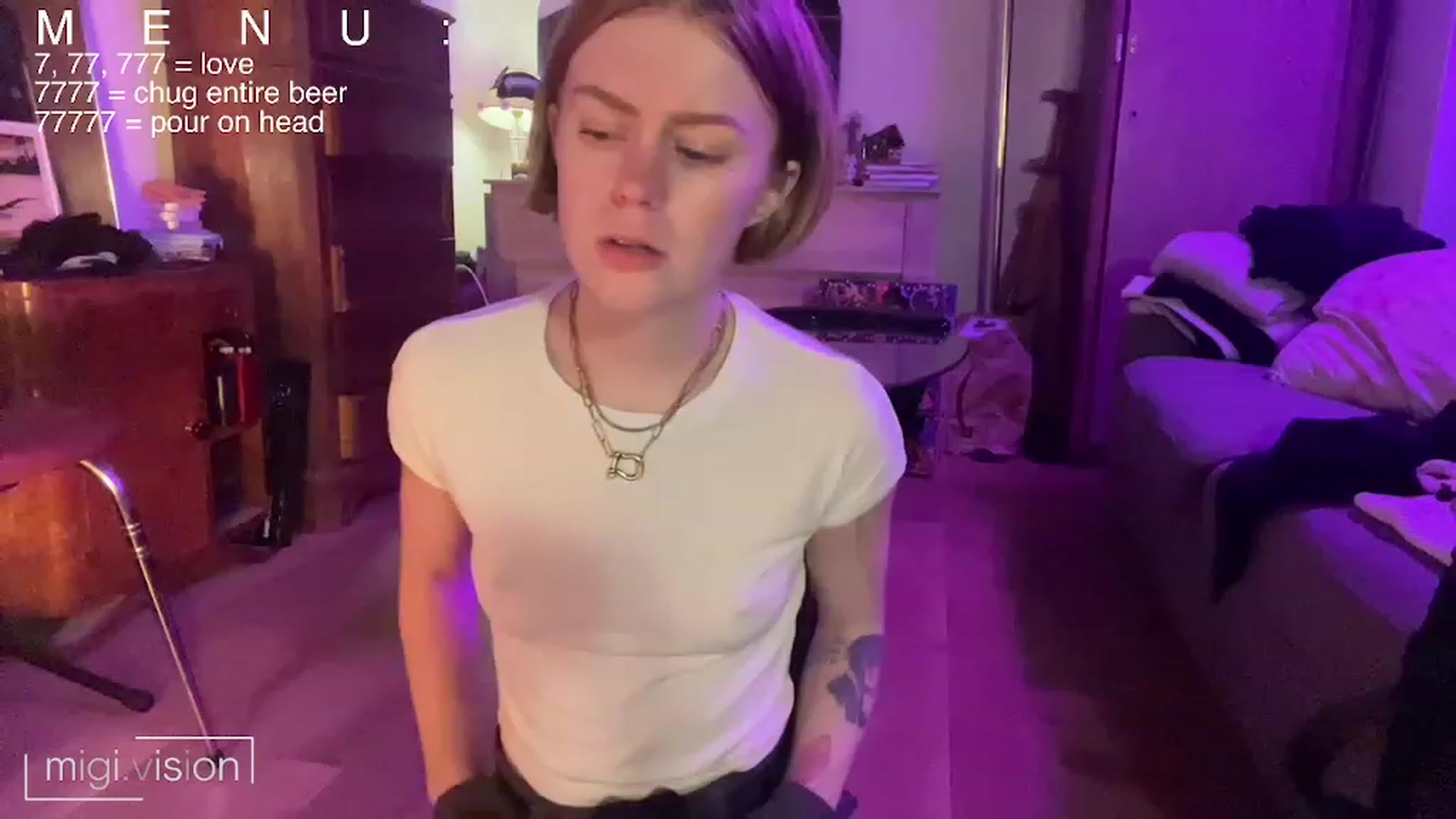 Gallery image thumbnail from migistardust's myfreecams stream on, 12/22/2022, 18:46 image 2 of 20