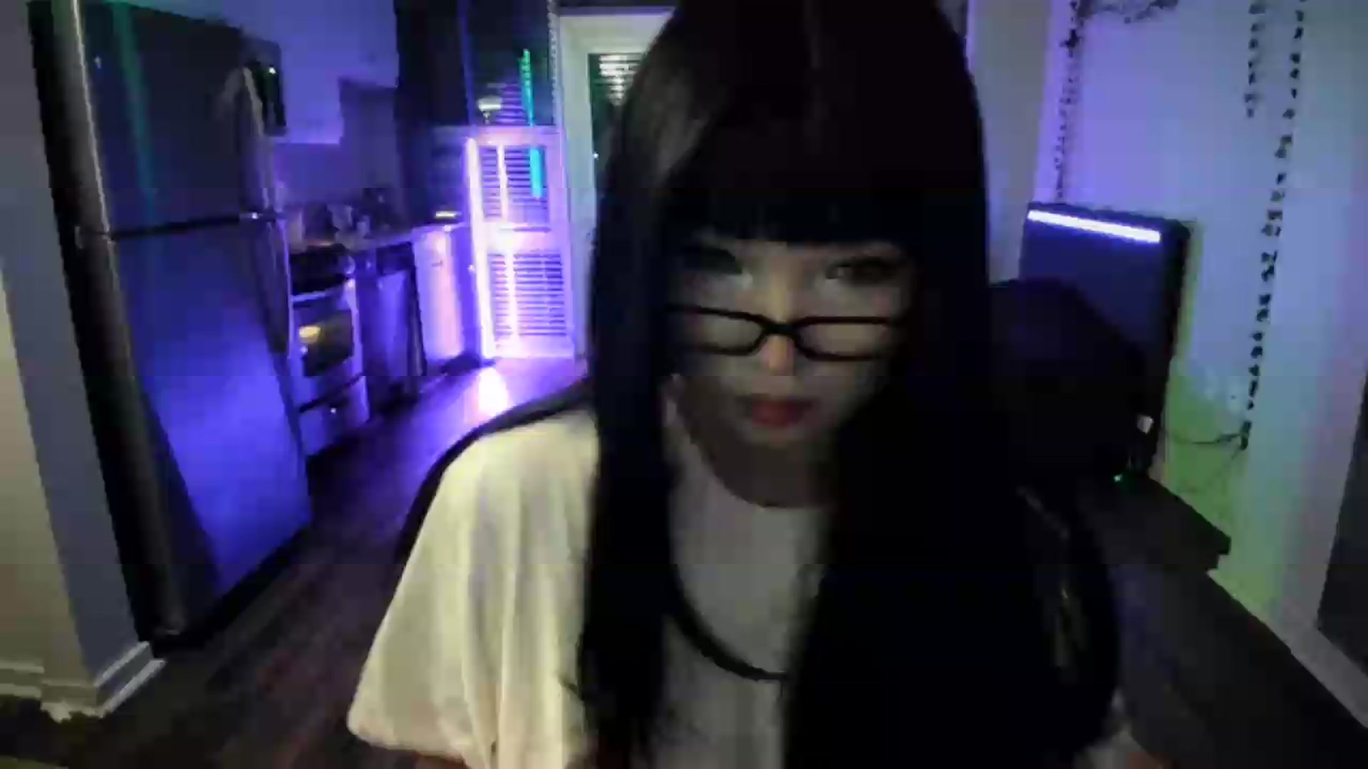 Gallery image thumbnail from mikachu's myfreecams stream on, 08/18/2026, 04:03 image 16 of 20