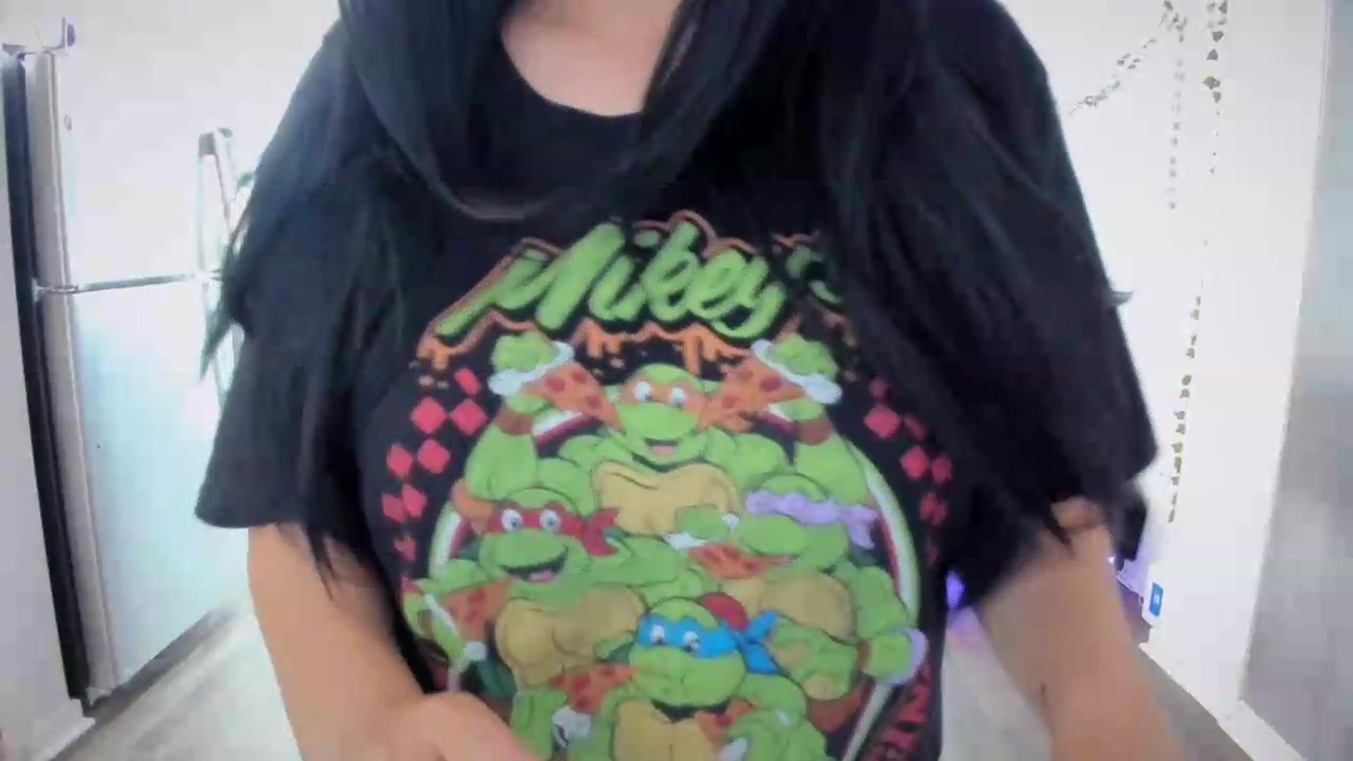 Gallery image thumbnail from mikachu's myfreecams stream on, 08/21/2026, 01:43 image 14 of 20