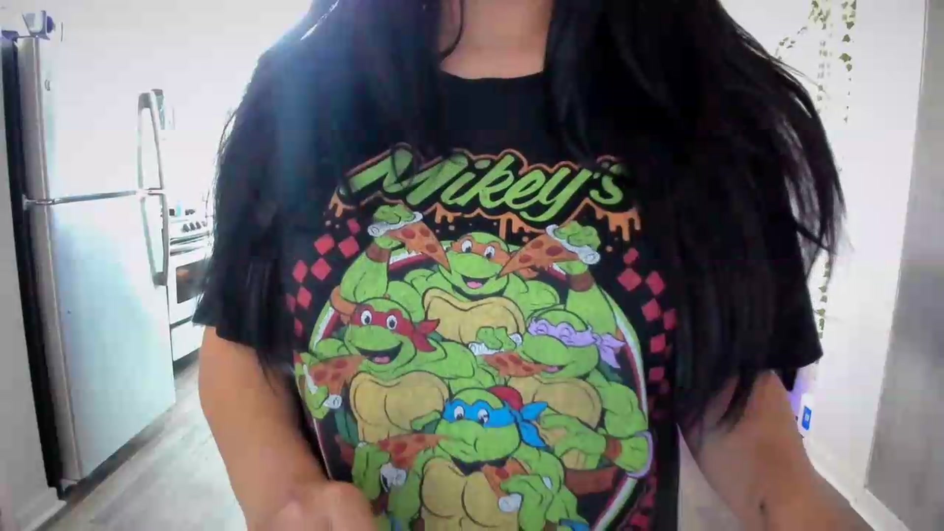 Gallery image thumbnail from mikachu's myfreecams stream on, 08/21/2026, 01:43 image 10 of 20
