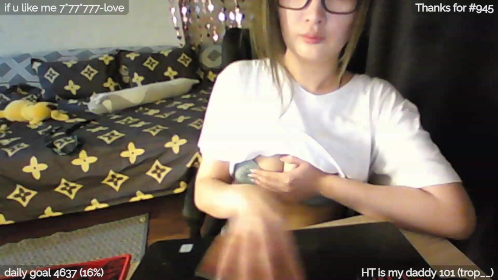 Gallery image thumbnail from mikachu_'s myfreecams stream on, 08/21/2023, 21:10 image 7 of 20