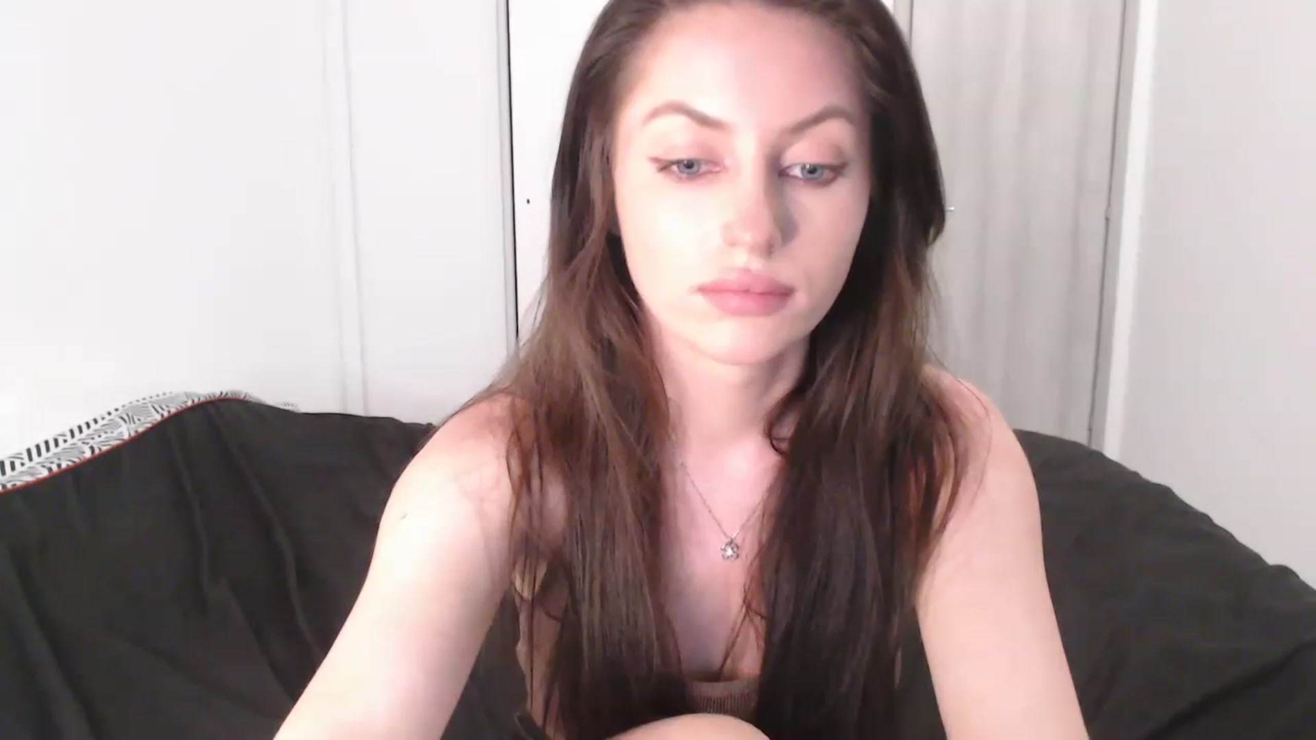Gallery image thumbnail from mikakoana's myfreecams stream on, 03/19/2023, 18:08 image 3 of 20