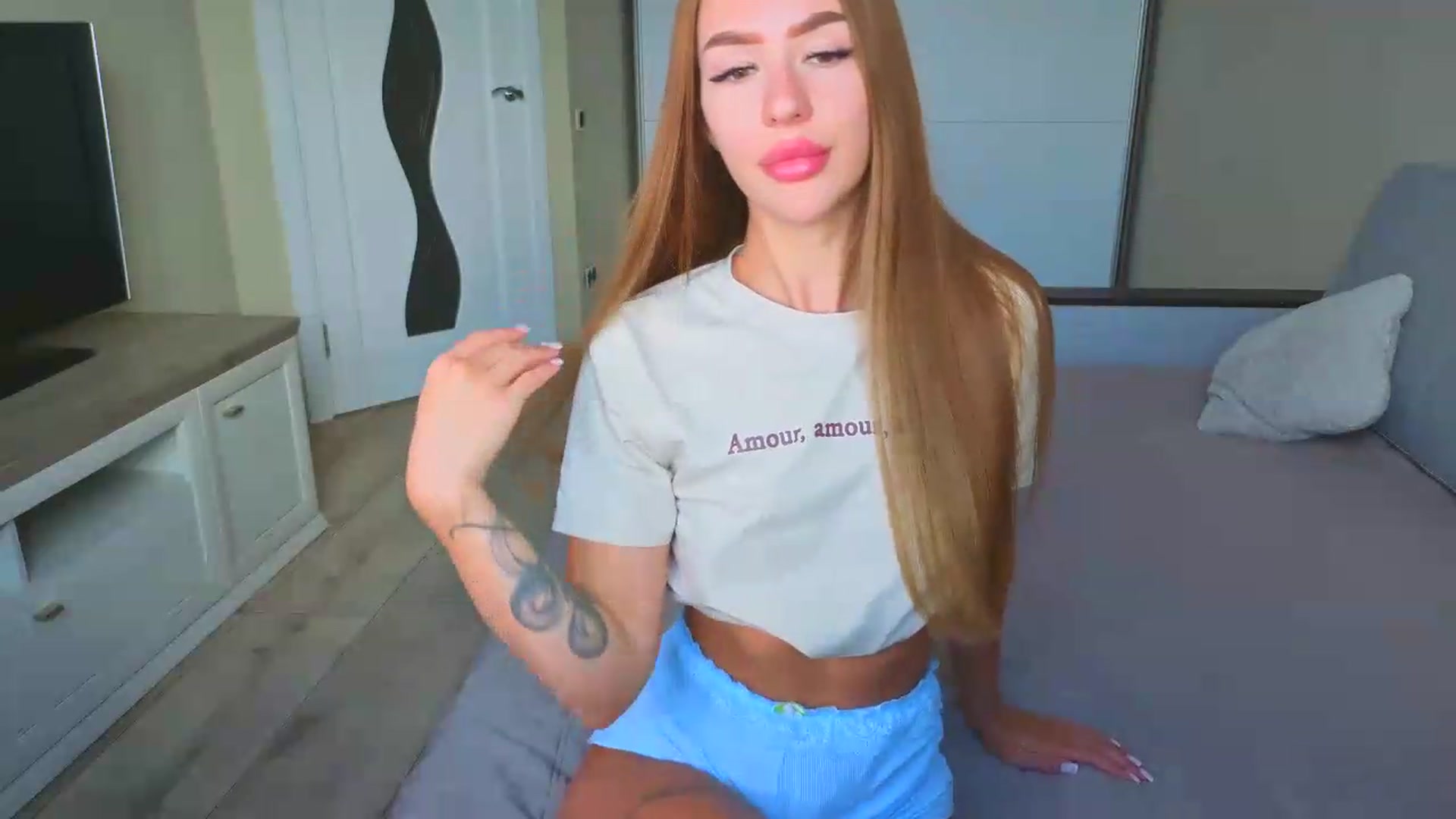 Gallery image thumbnail from mila_mur's myfreecams stream on, 09/03/2026, 12:28 image 16 of 20