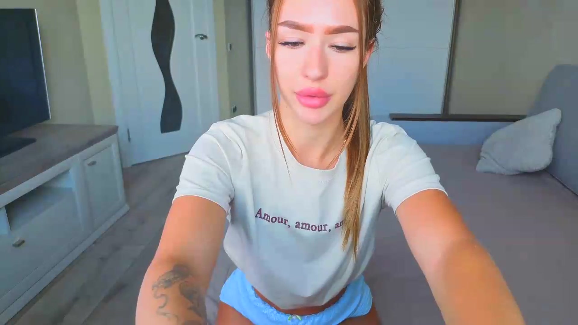 Gallery image thumbnail from mila_mur's myfreecams stream on, 09/03/2026, 12:28 image 10 of 20