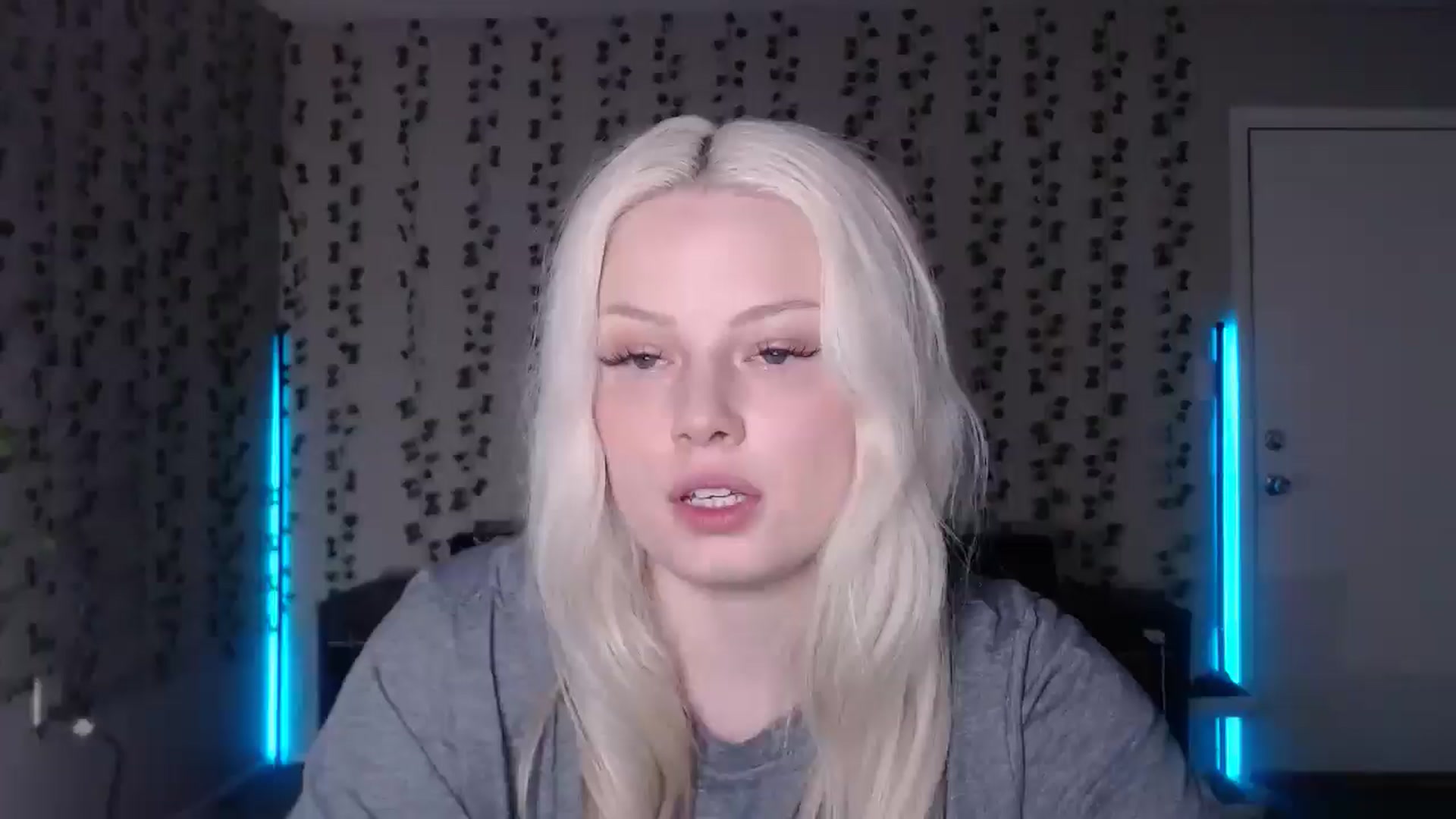 Gallery image thumbnail from milehighminx's myfreecams stream on, 03/26/2026, 13:14 image 6 of 20