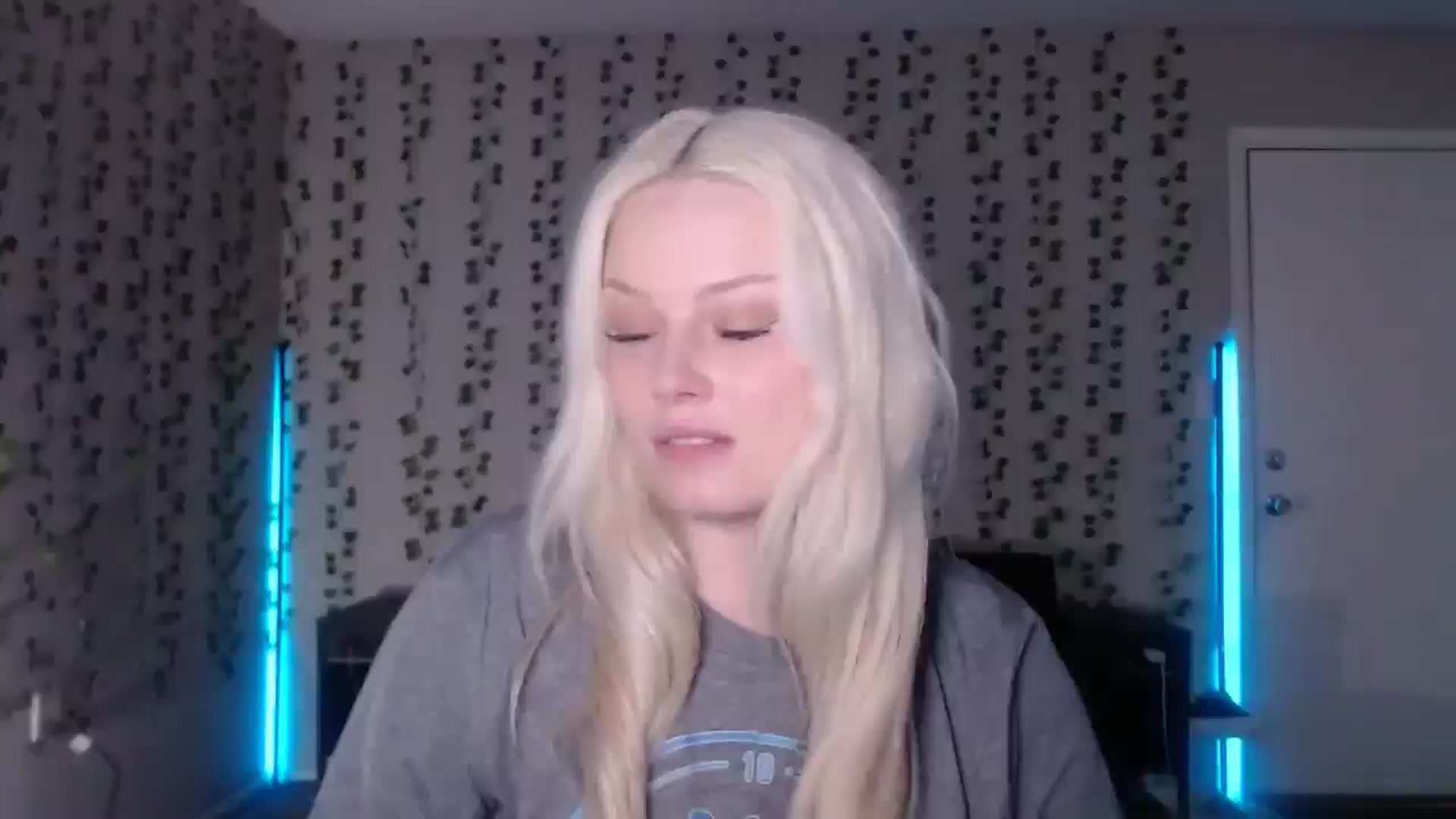 Gallery image thumbnail from milehighminx's myfreecams stream on, 03/26/2026, 13:14 image 4 of 20