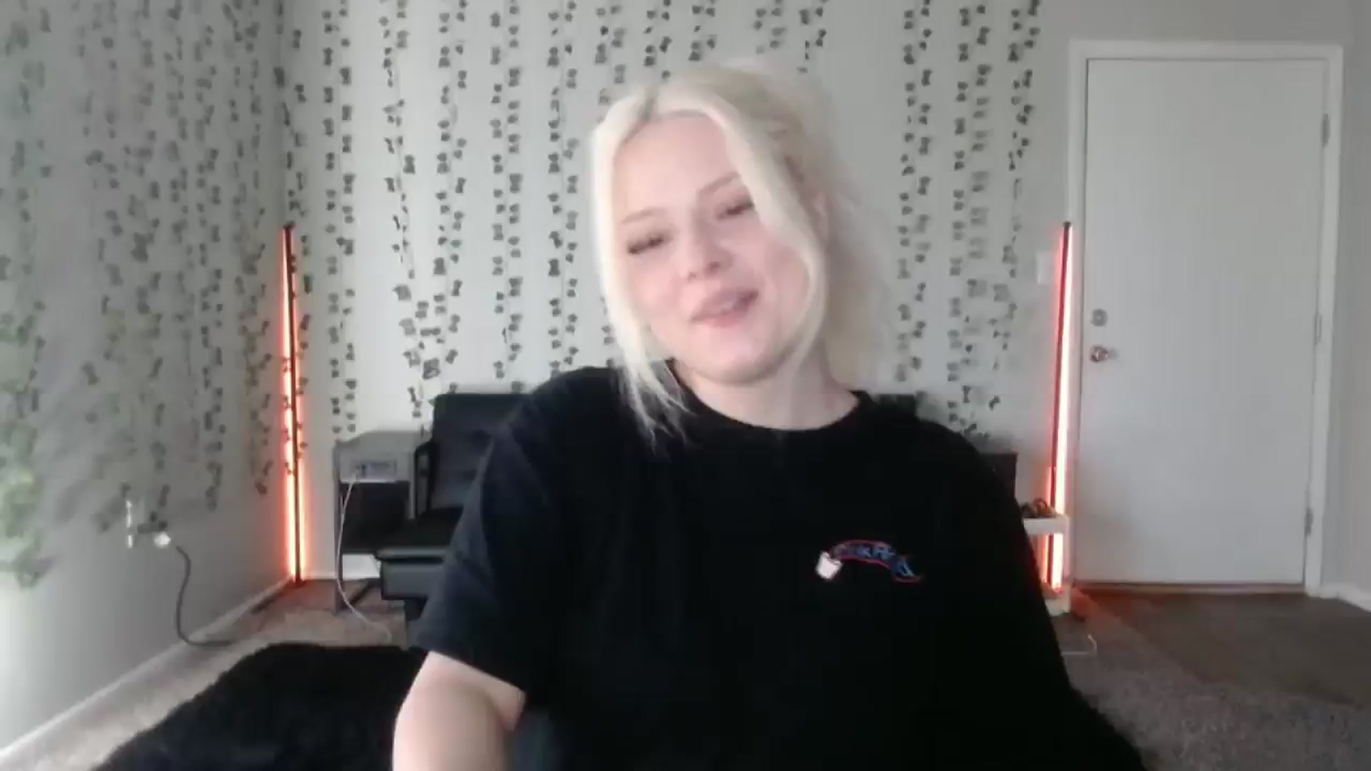 Gallery image thumbnail from milehighminx's myfreecams stream on, 03/29/2026, 15:44 image 1 of 20