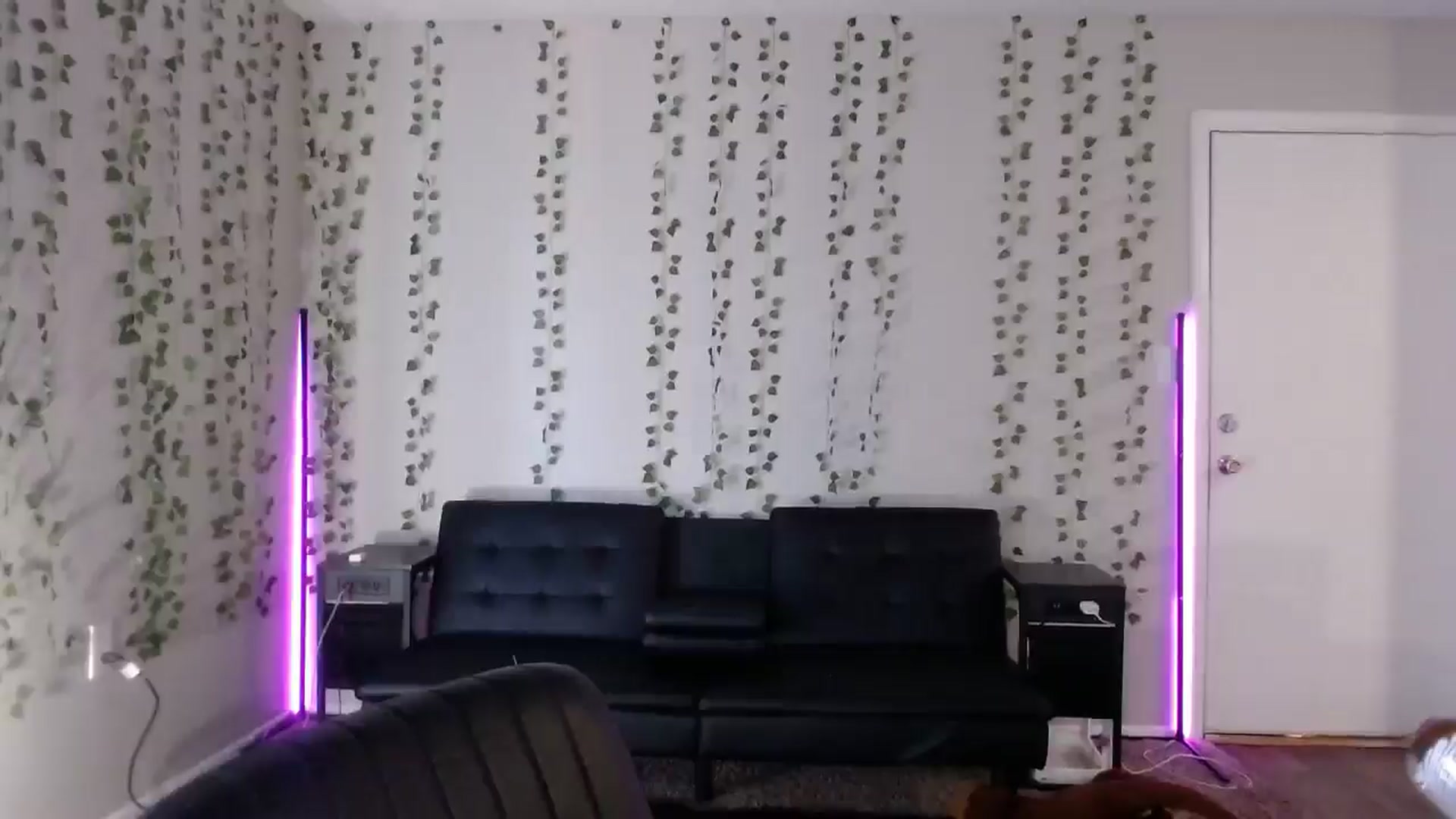 Gallery image thumbnail from milehighminx's myfreecams stream on, 04/23/2026, 16:15 image 18 of 20