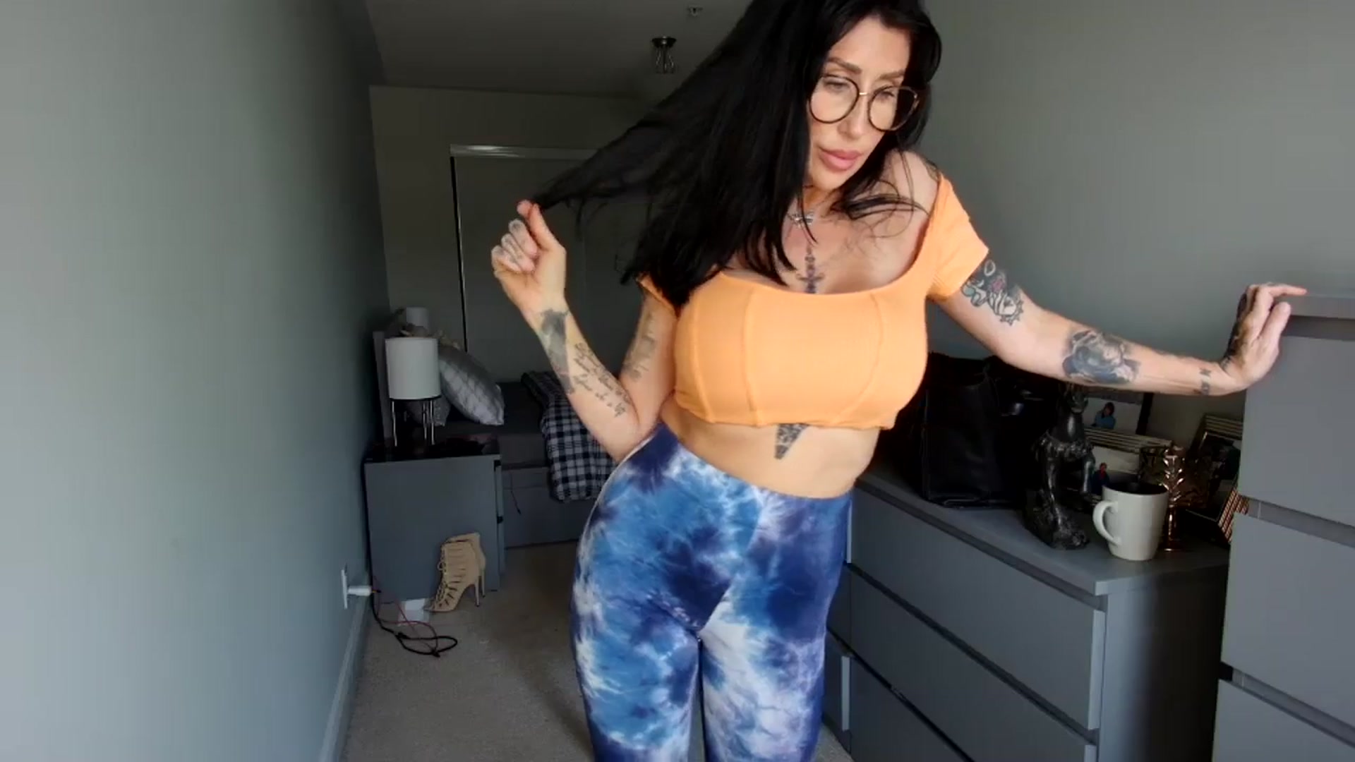 Gallery image thumbnail from milfybaby's myfreecams stream on, 08/10/2023, 14:19 image 12 of 20