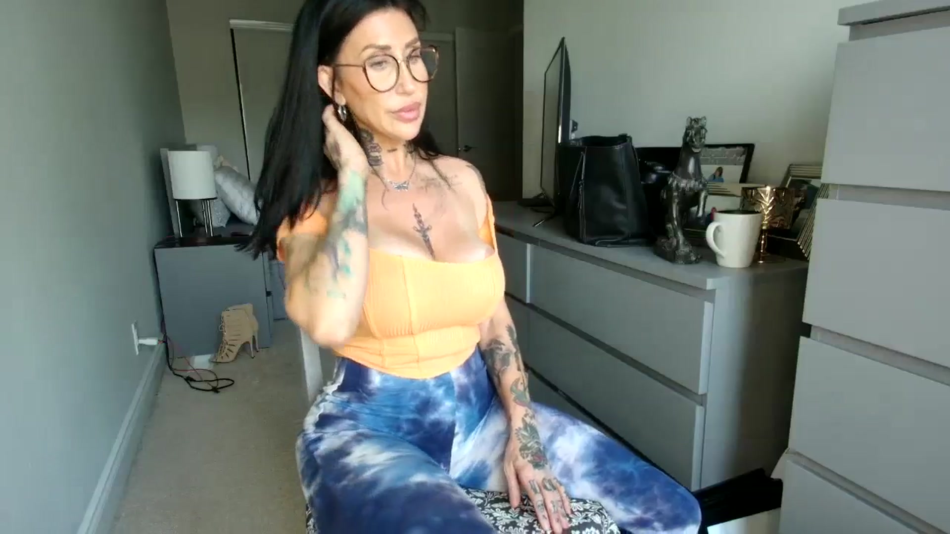 Gallery image thumbnail from milfybaby's myfreecams stream on, 08/10/2023, 14:19 image 5 of 20