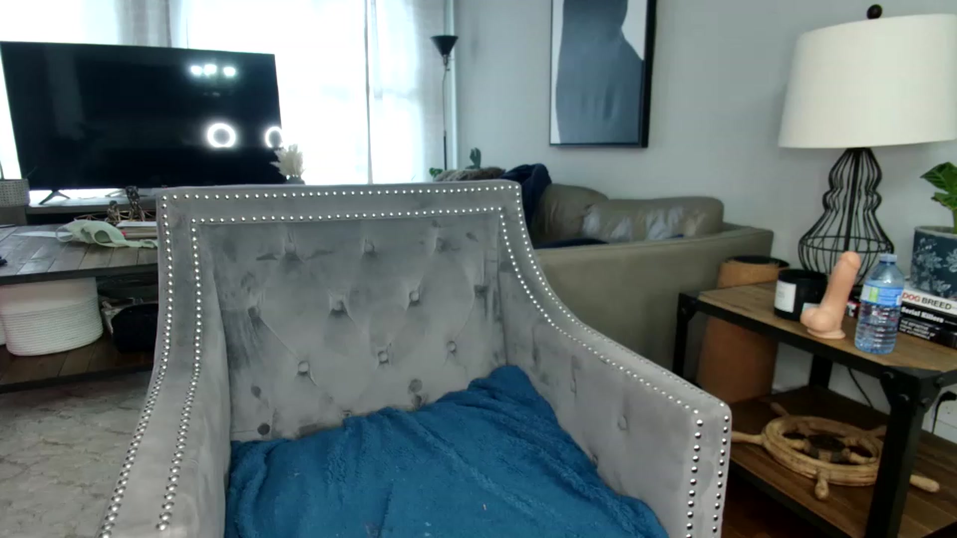 Gallery image thumbnail from milfybaby's myfreecams stream on, 08/15/2023, 18:37 image 15 of 20