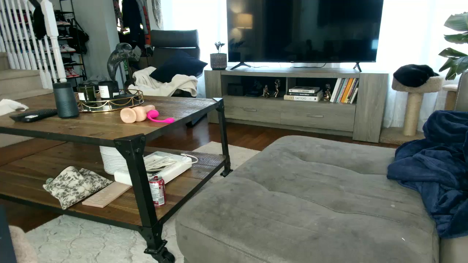 Gallery image thumbnail from milfybaby's myfreecams stream on, 09/13/2023, 12:35 image 18 of 20