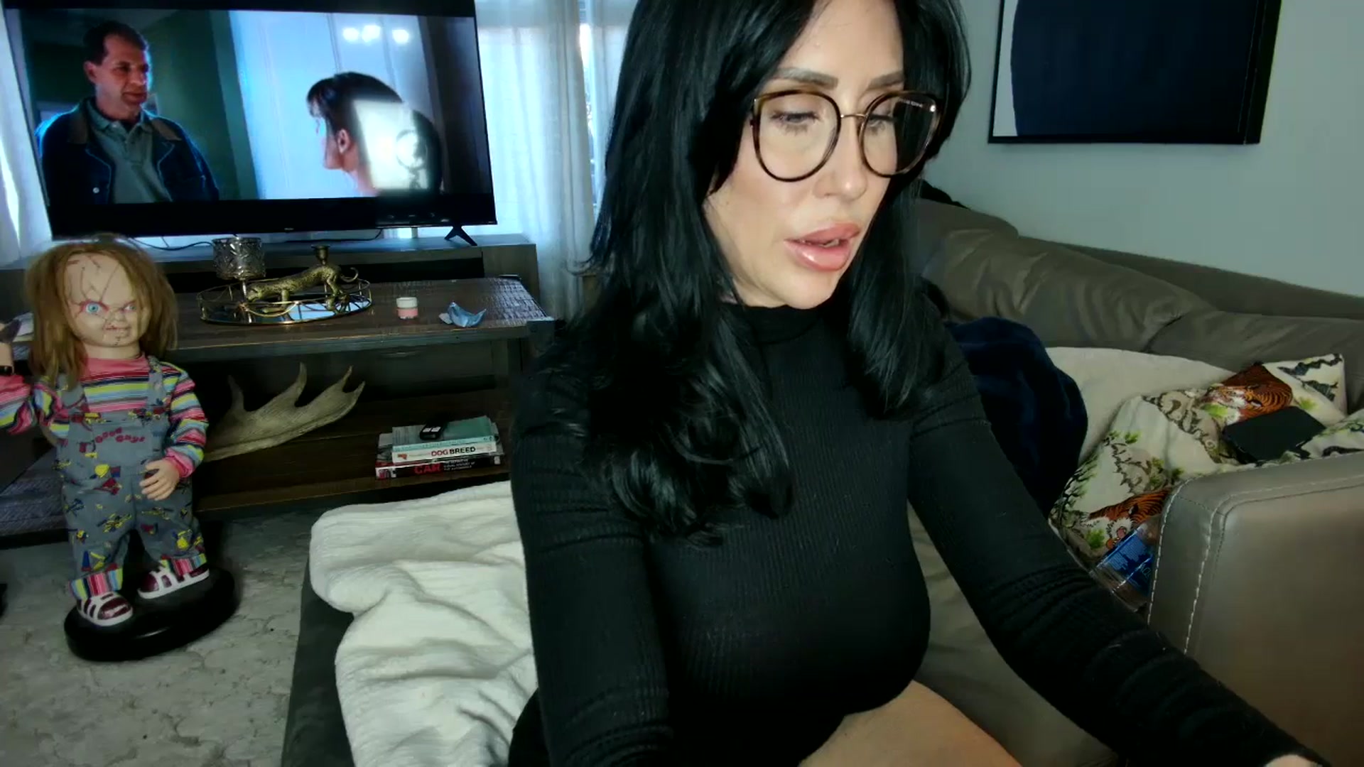Gallery image thumbnail from milfybaby's myfreecams stream on, 10/17/2023, 14:26 image 5 of 20