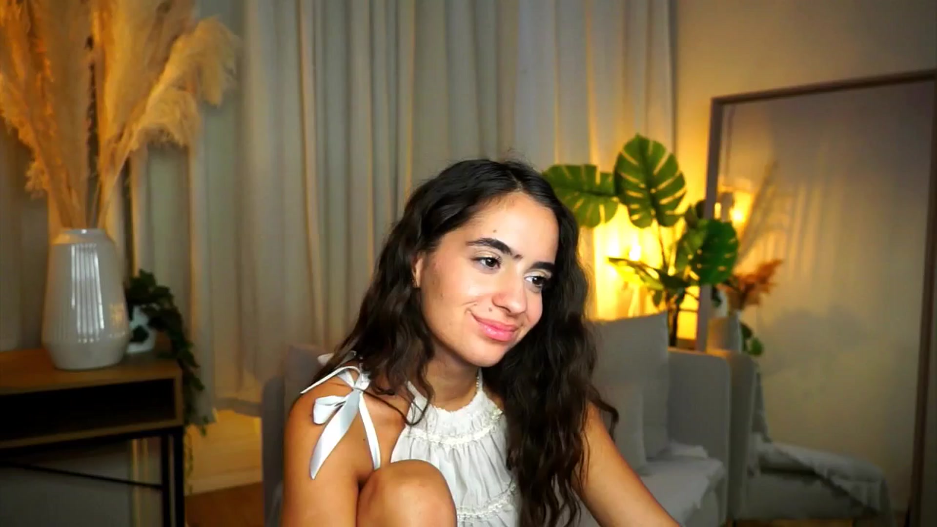 Gallery image thumbnail from milkyway_'s myfreecams stream on, 07/17/2025, 17:29 image 1 of 20