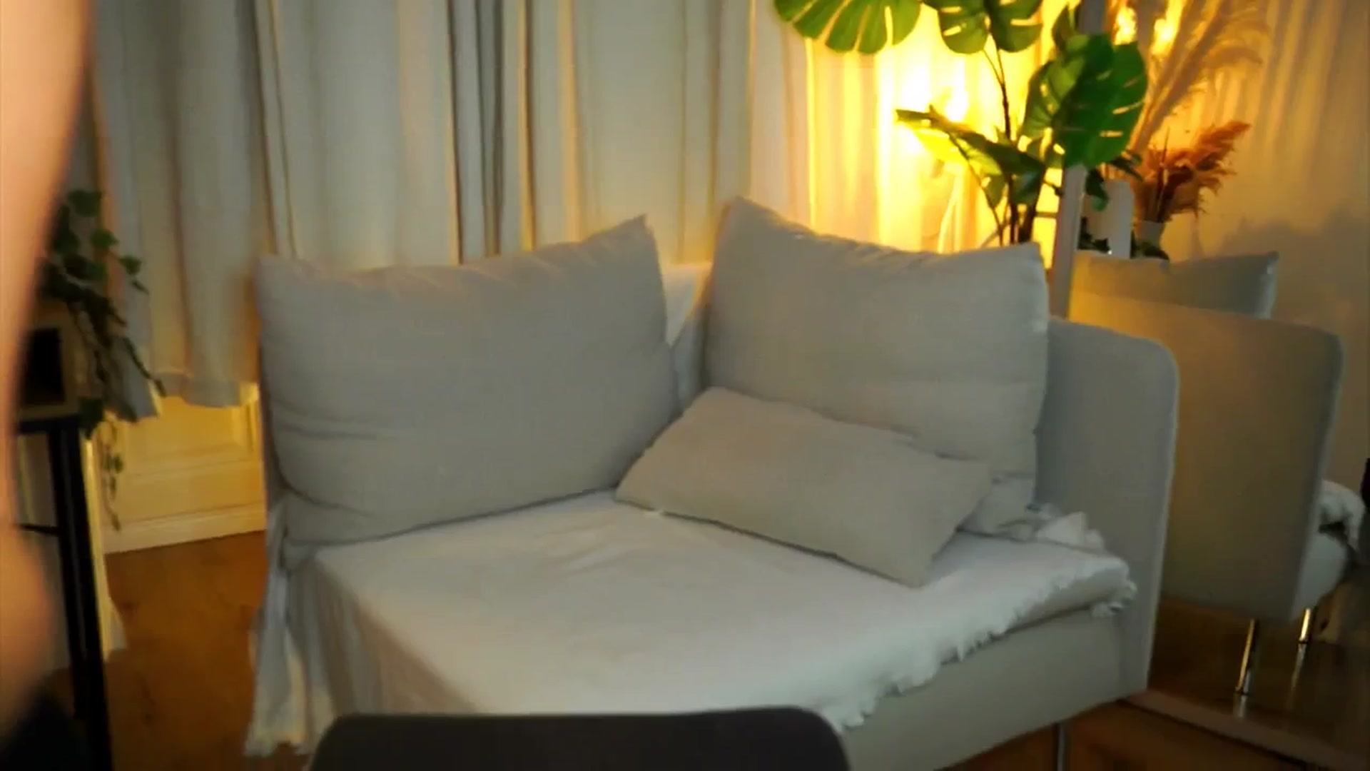 Gallery image thumbnail from milkyway_'s myfreecams stream on, 07/22/2025, 18:13 image 17 of 20