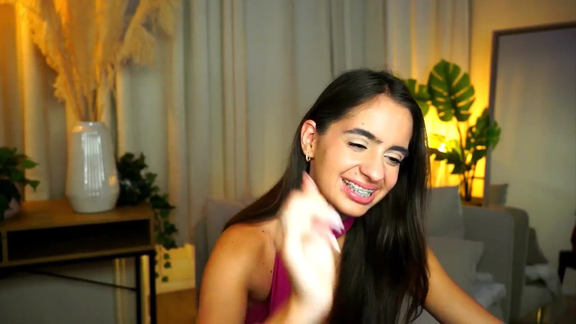 Gallery image thumbnail from milkyway_'s myfreecams stream on, 07/28/2025, 16:53 image 4 of 20
