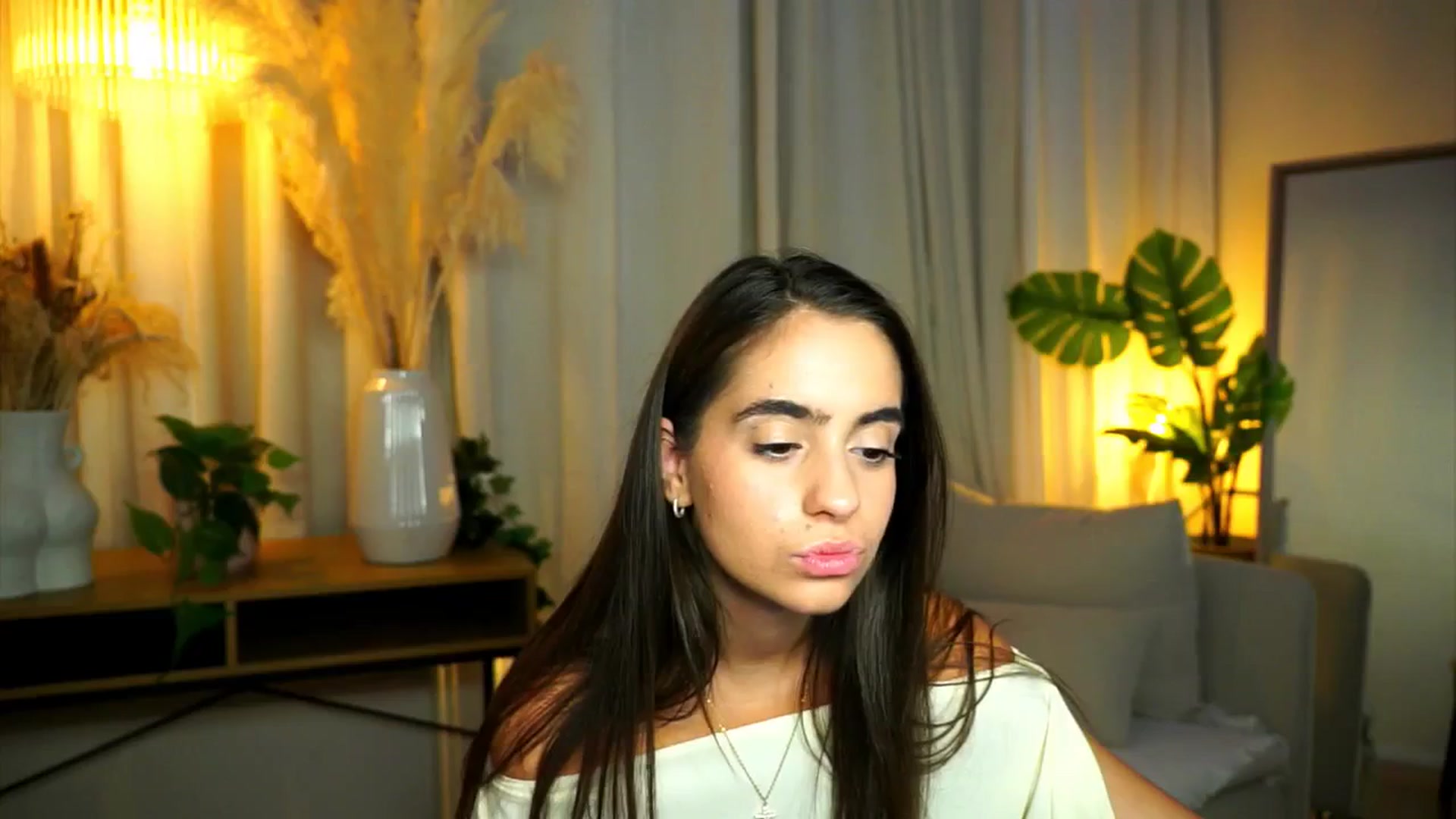 Gallery image thumbnail from milkyway_'s myfreecams stream on, 07/30/2025, 18:21 image 10 of 20