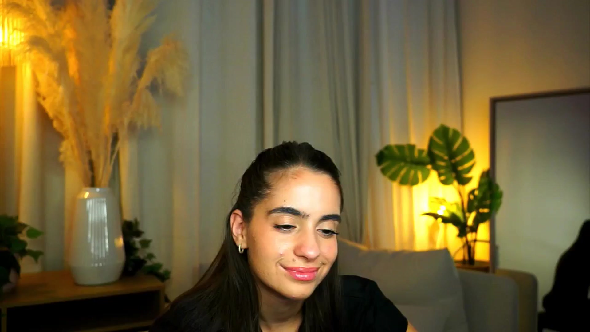Gallery image thumbnail from milkyway_'s myfreecams stream on, 07/31/2025, 17:48 image 2 of 20