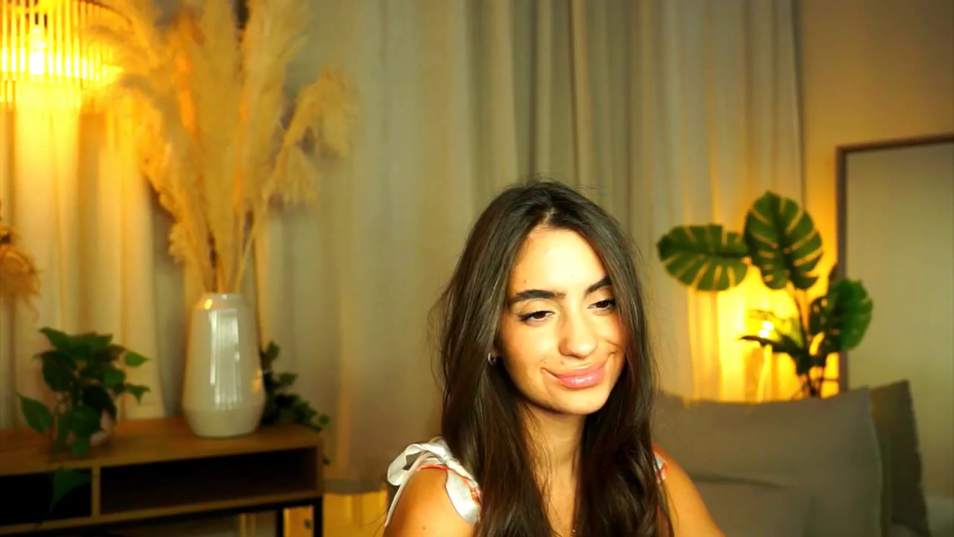 Gallery image thumbnail from milkyway_'s myfreecams stream on, 08/07/2025, 18:59 image 14 of 20