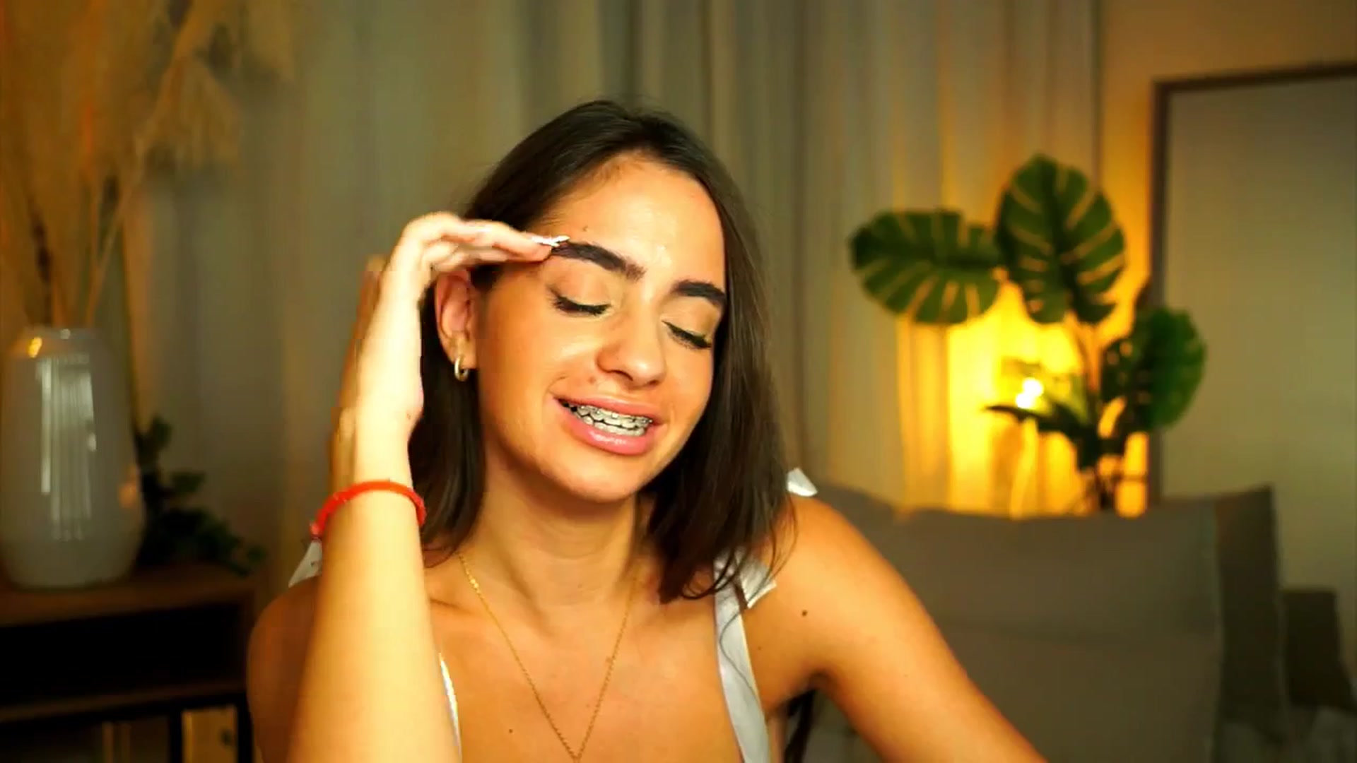 Gallery image thumbnail from milkyway_'s myfreecams stream on, 08/07/2025, 21:21 image 18 of 20
