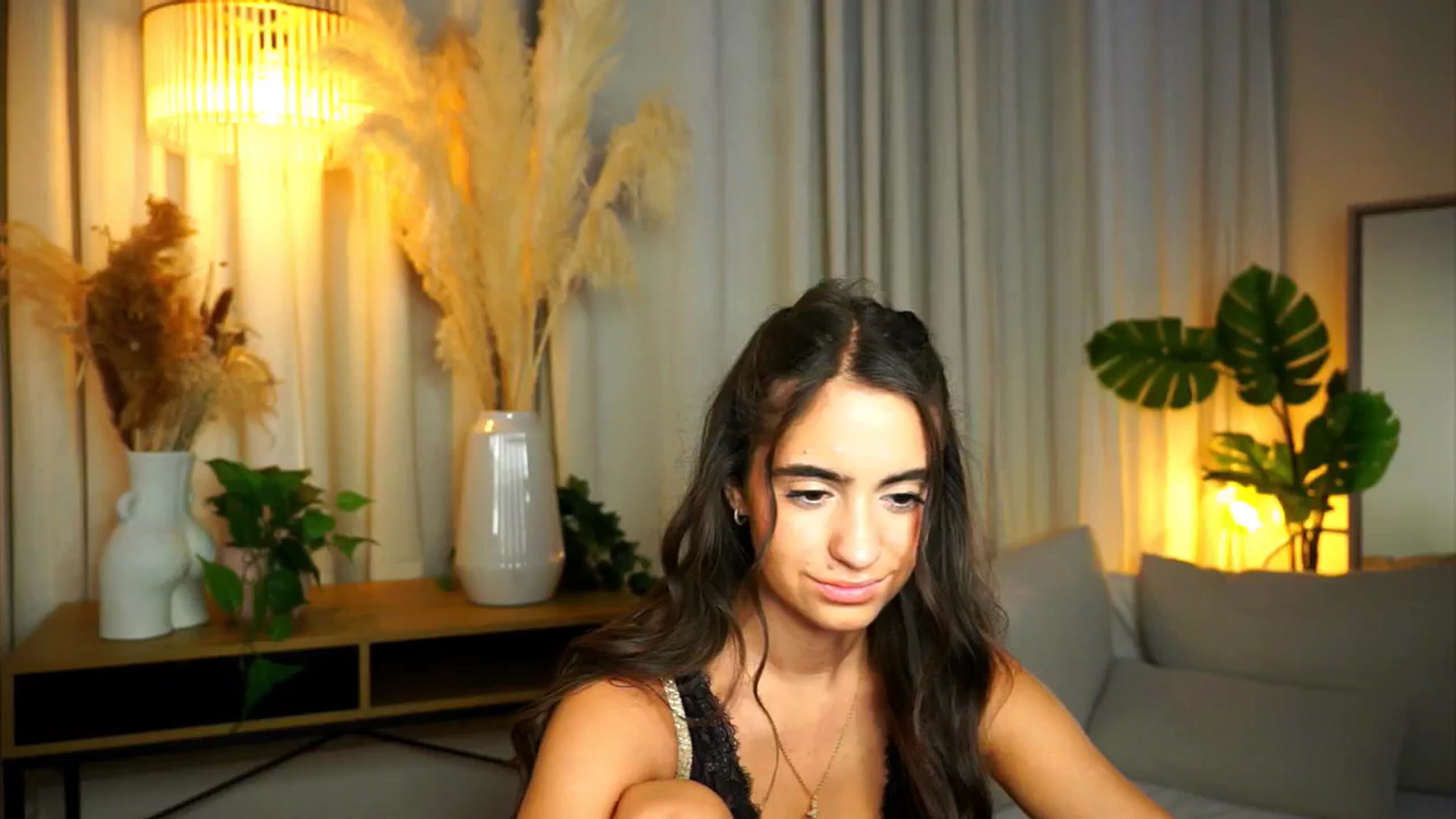 Gallery image thumbnail from milkyway_'s myfreecams stream on, 08/10/2025, 16:46 image 19 of 20