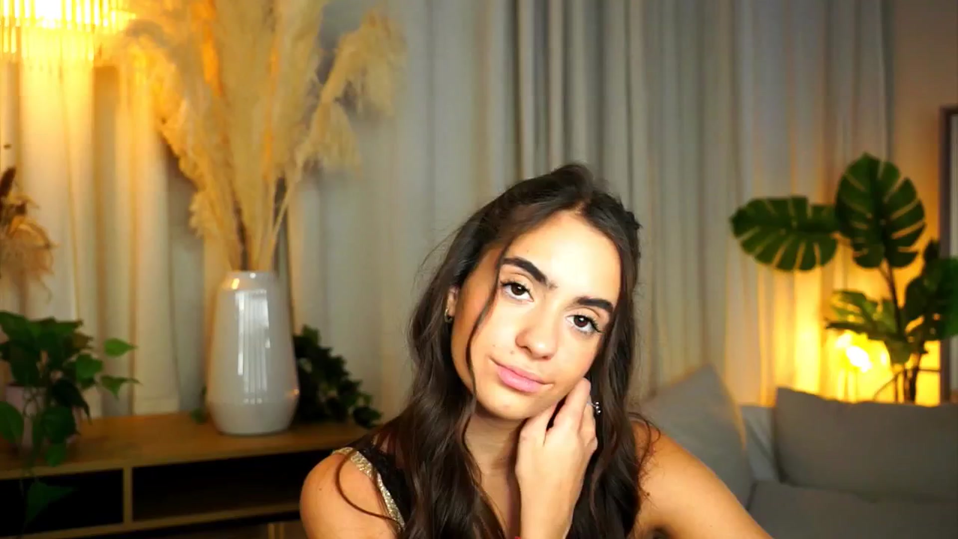 Gallery image thumbnail from milkyway_'s myfreecams stream on, 08/10/2025, 18:09 image 4 of 20
