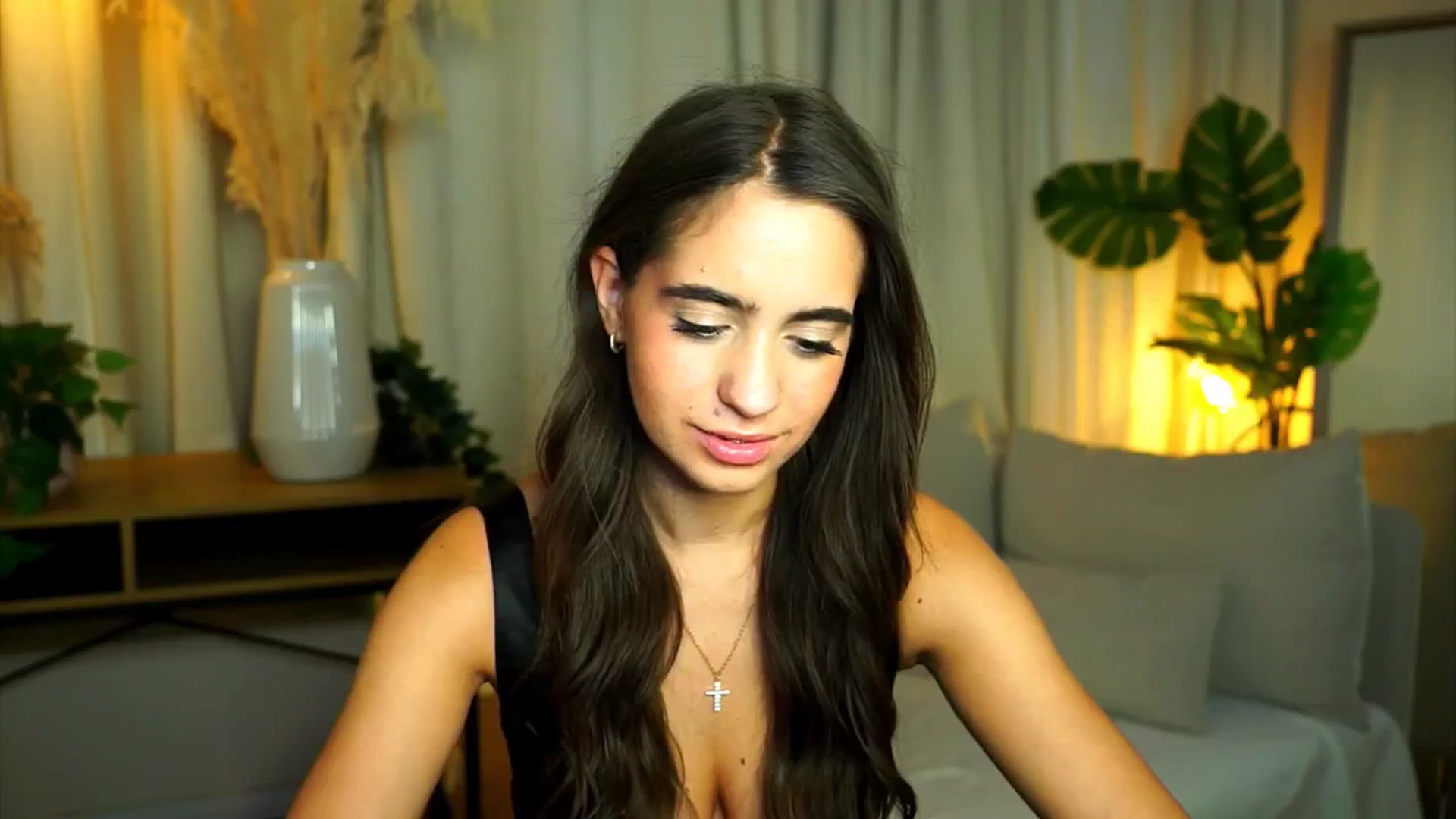 Gallery image thumbnail from milkyway_'s myfreecams stream on, 08/11/2025, 16:34 image 12 of 20